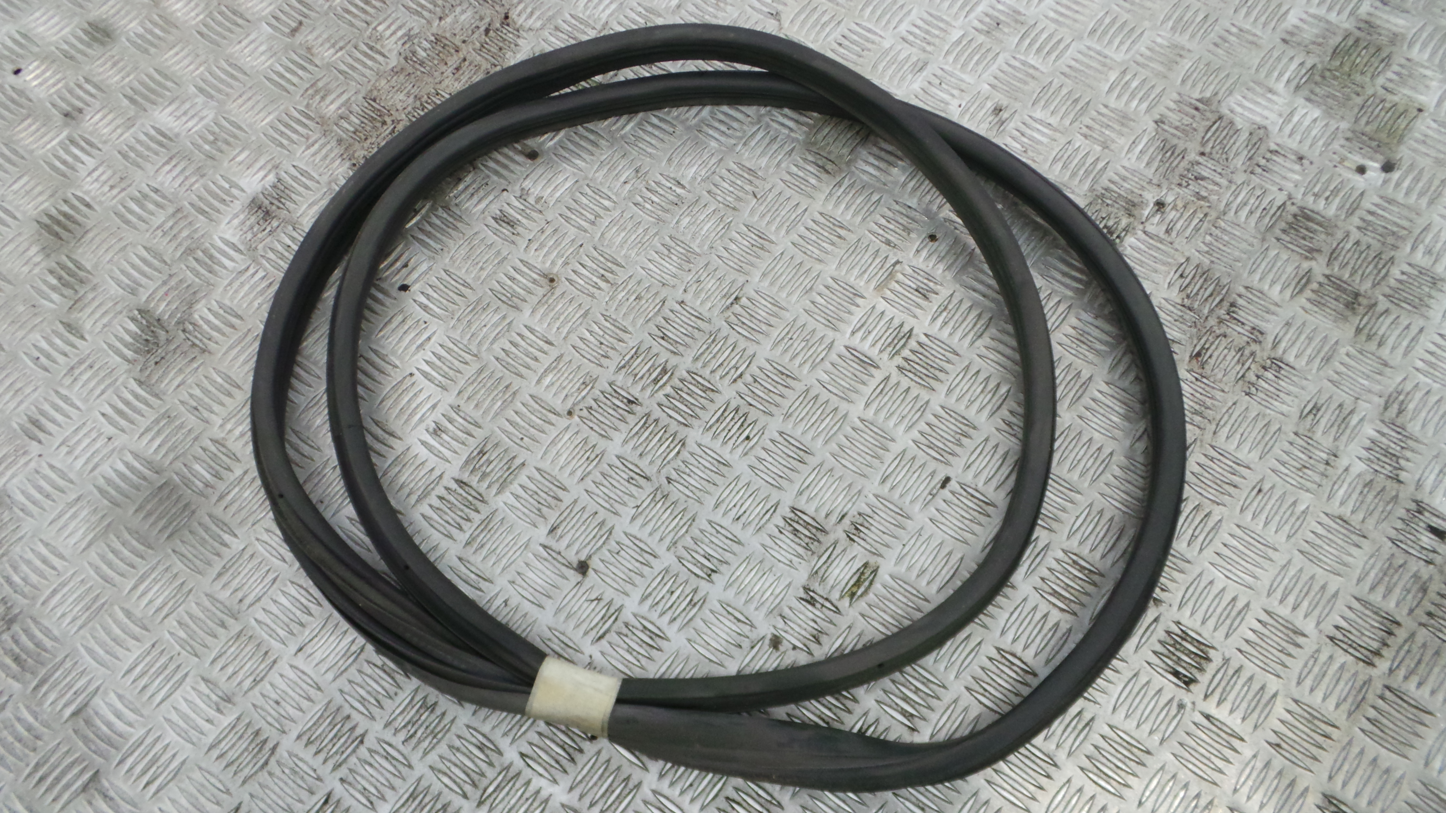 Borracha Porta Frente Direita  - OPEL CORSA C (X01)-33632822