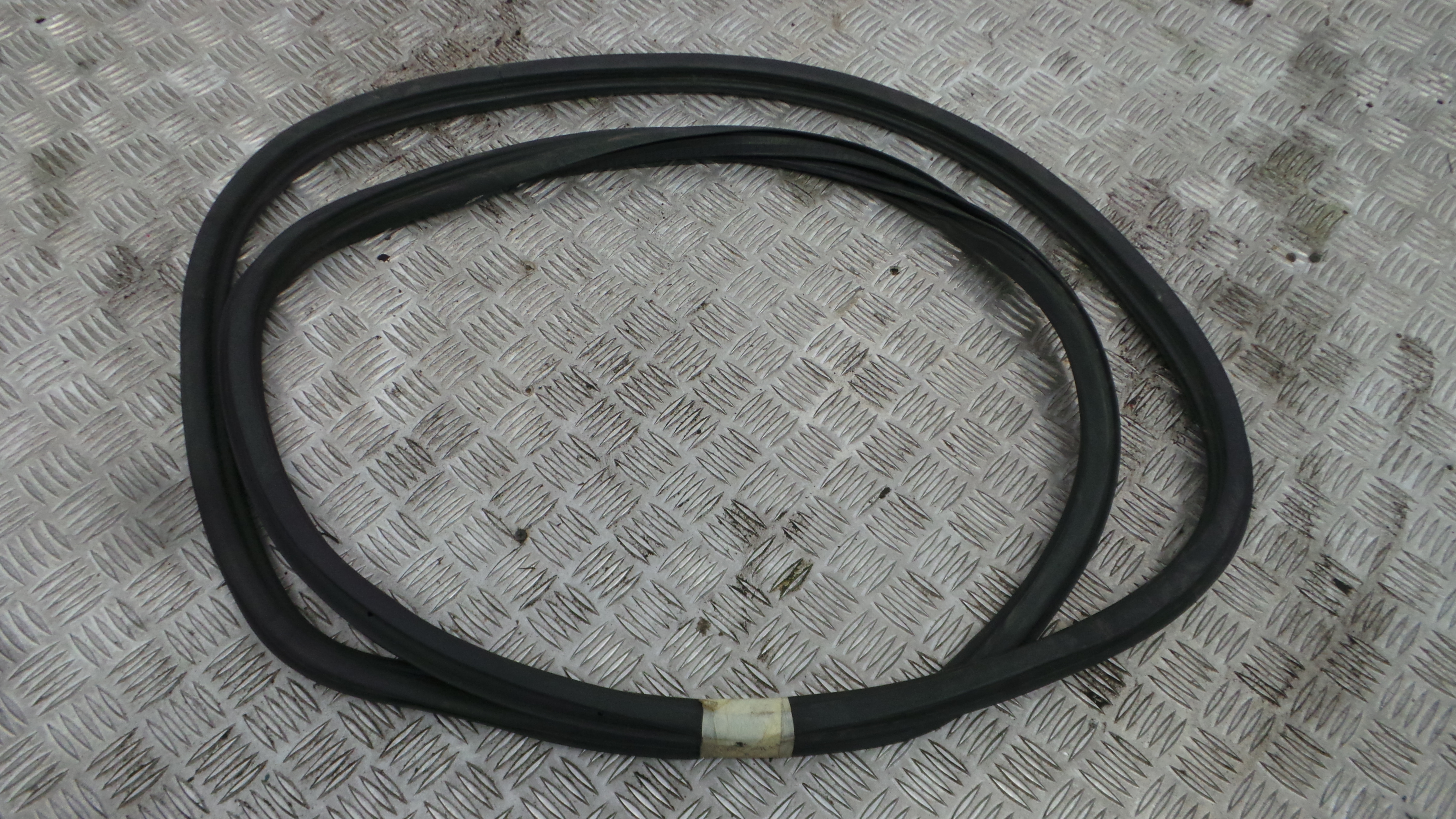 Borracha Porta Direita  - OPEL CORSA D (S07)-33632829