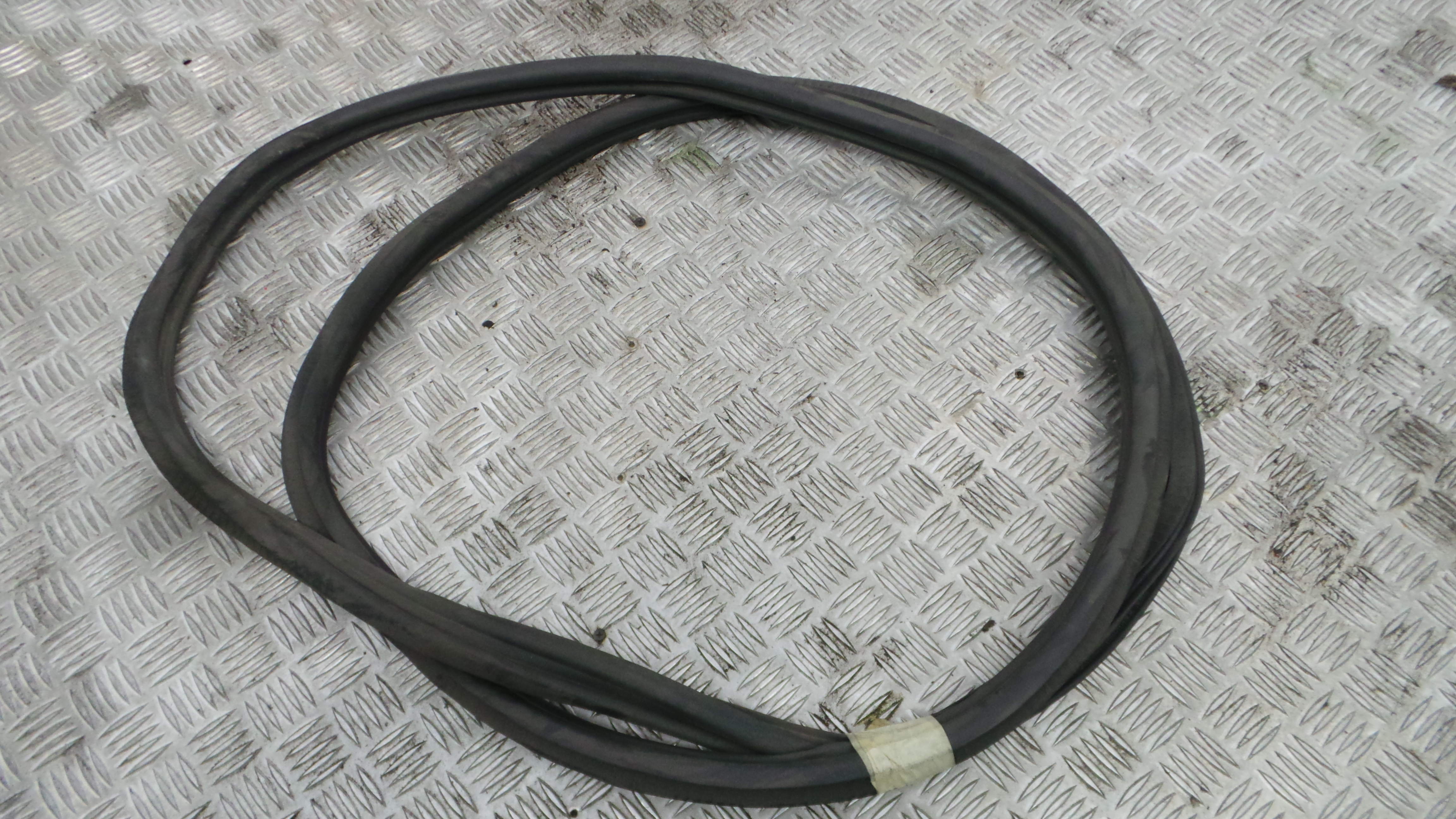 Borracha Porta Esquerda - OPEL CORSA D (S07)-33632835