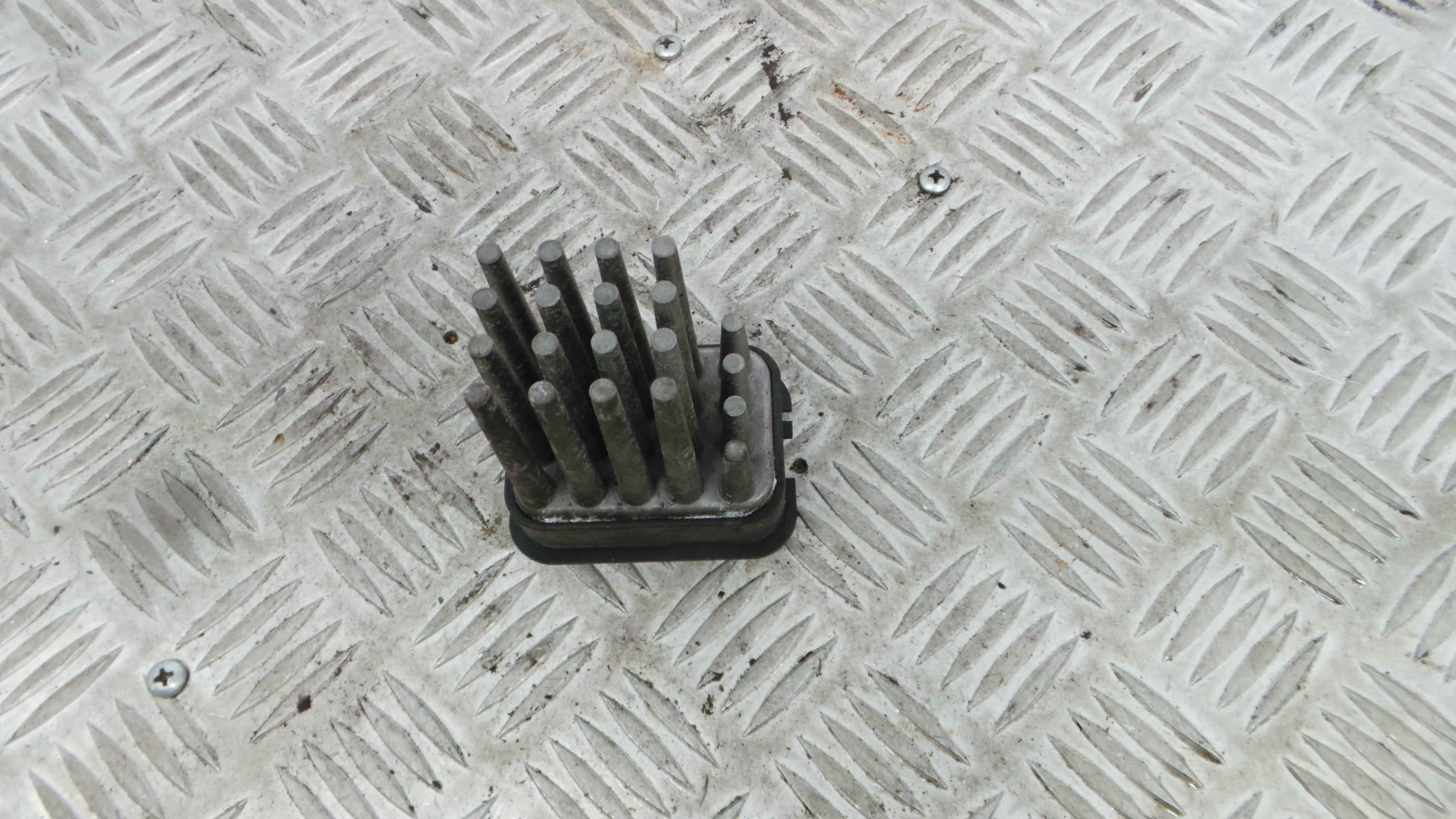 Resistência Ventilador Do Habitáculo 90566802 - OPEL ASTRA H (A04)-33633270 Resistência Ventilador Do Habitáculo 90566802 - OPEL ASTRA H (A04)-33633270