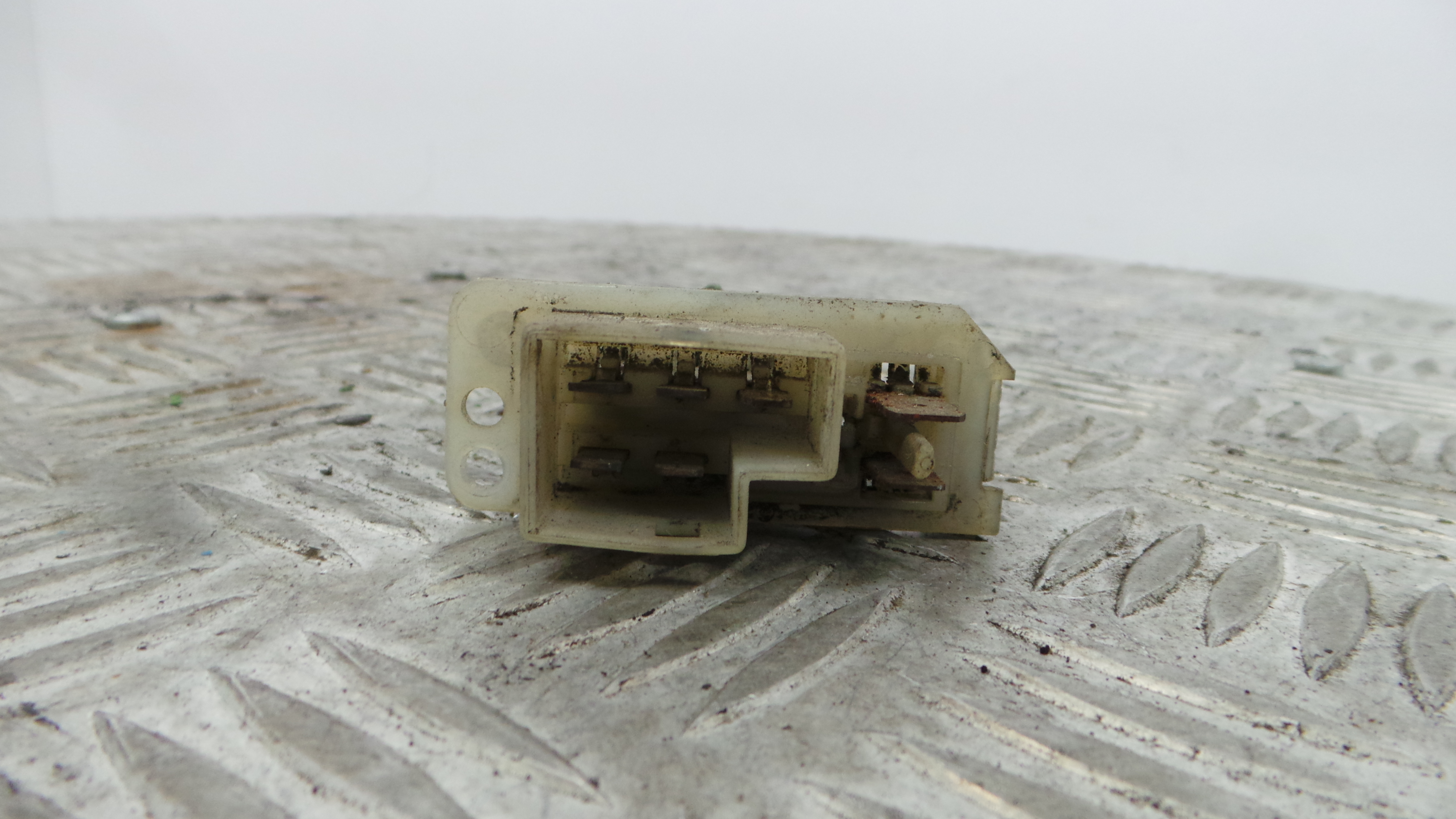 Resistência Ventilador Do Habitáculo 52463293 - OPEL CORSA B (S93)-33633306