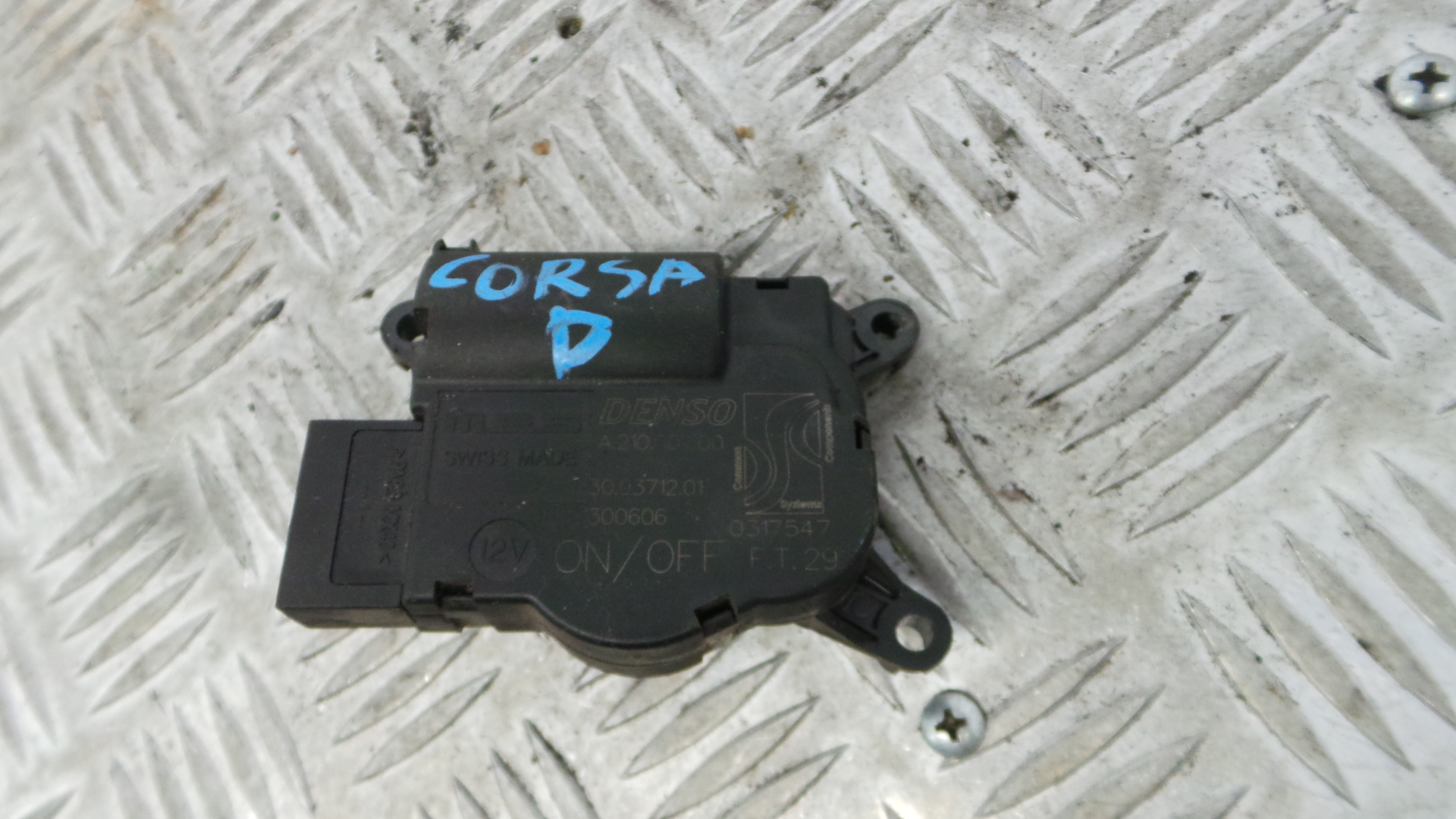 Atuador do Circuito de Ar  A21000700 - OPEL CORSA D (S07)-33633697