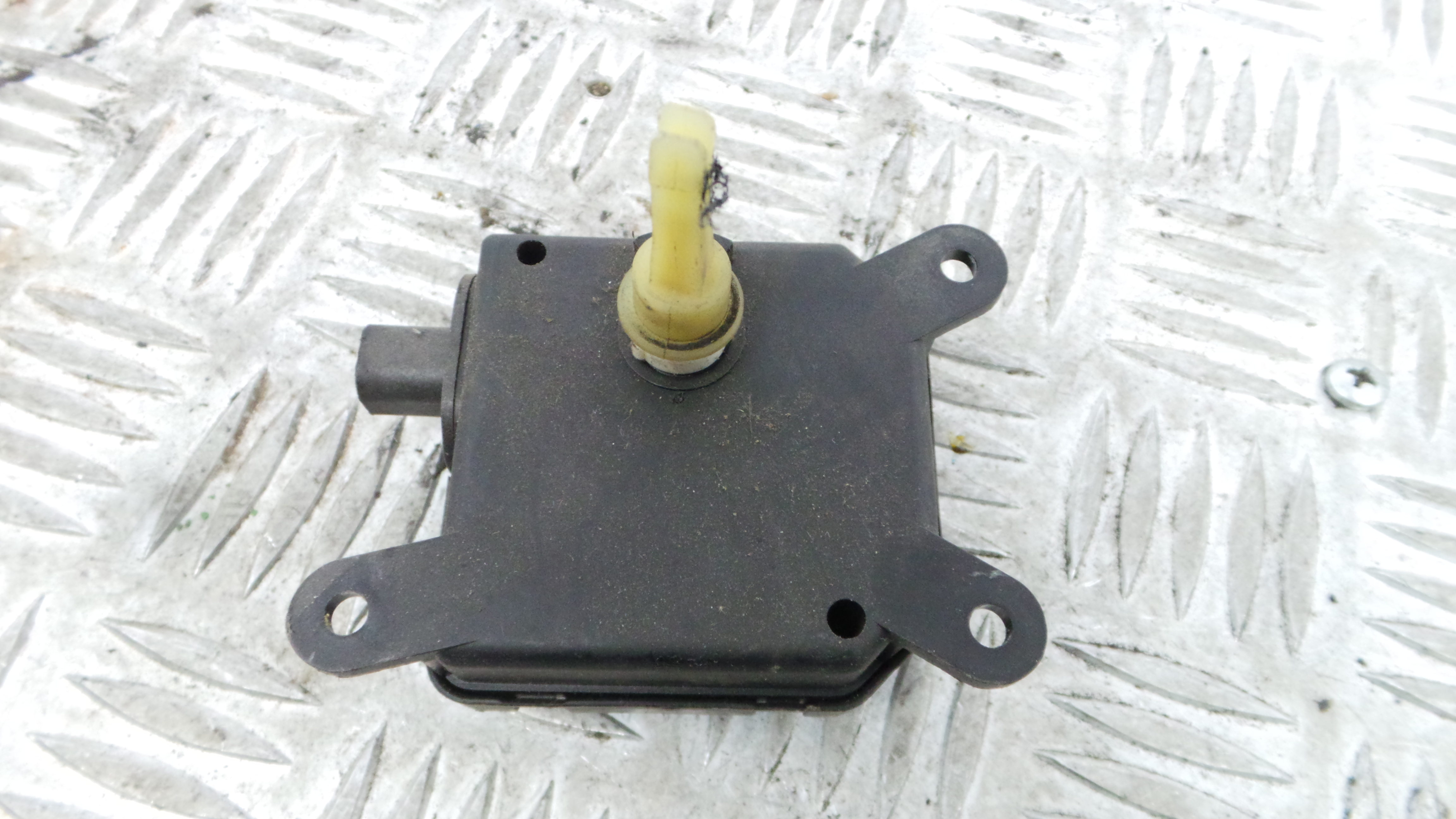 Atuador do Circuito de Ar  52497183 - OPEL ASTRA H (A04)-33633709