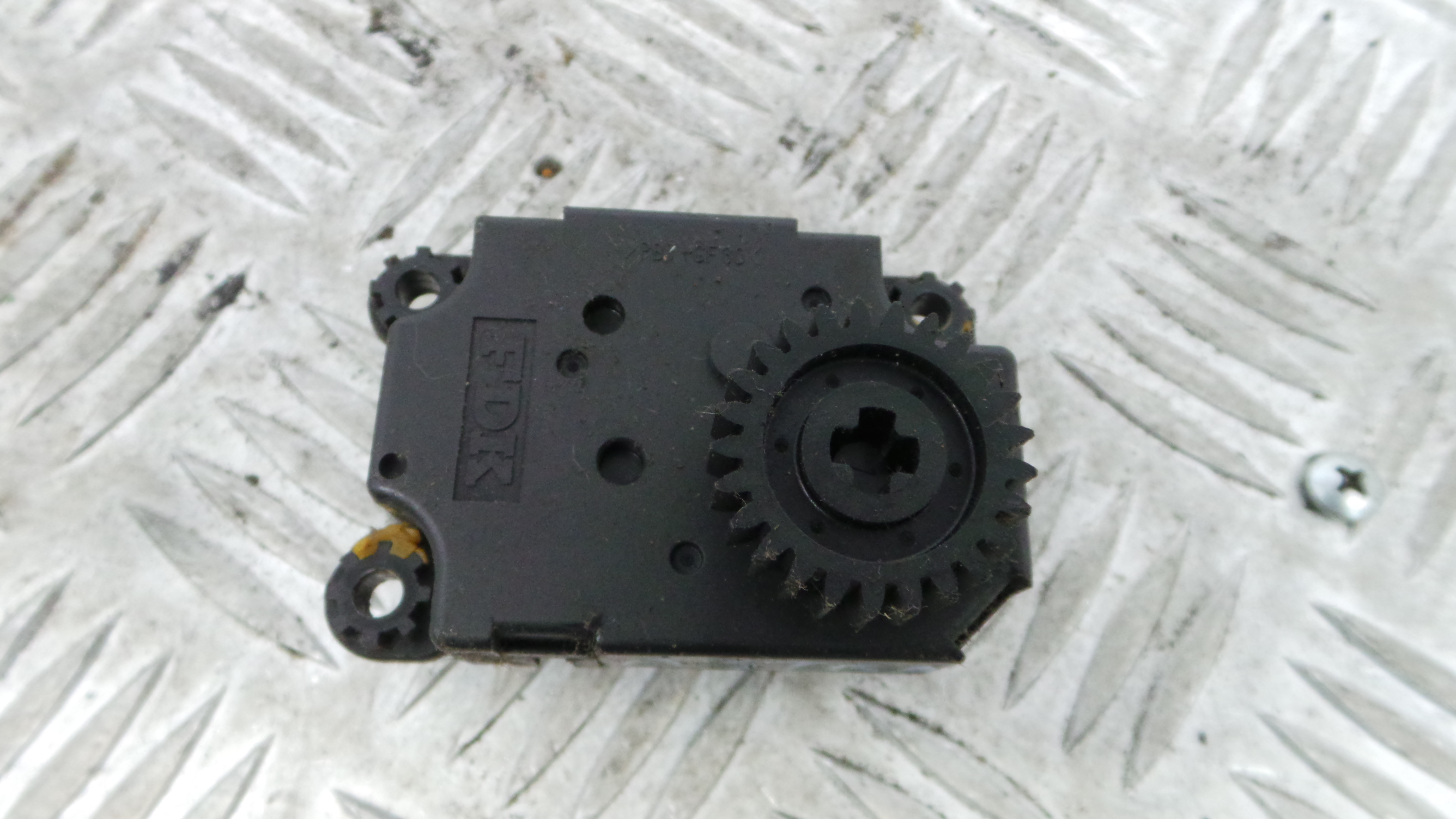 Atuador do Circuito de Ar 52406340 - OPEL ASTRA H (A04)-33633733 Atuador do Circuito de Ar 52406340 - OPEL ASTRA H (A04)-33633733