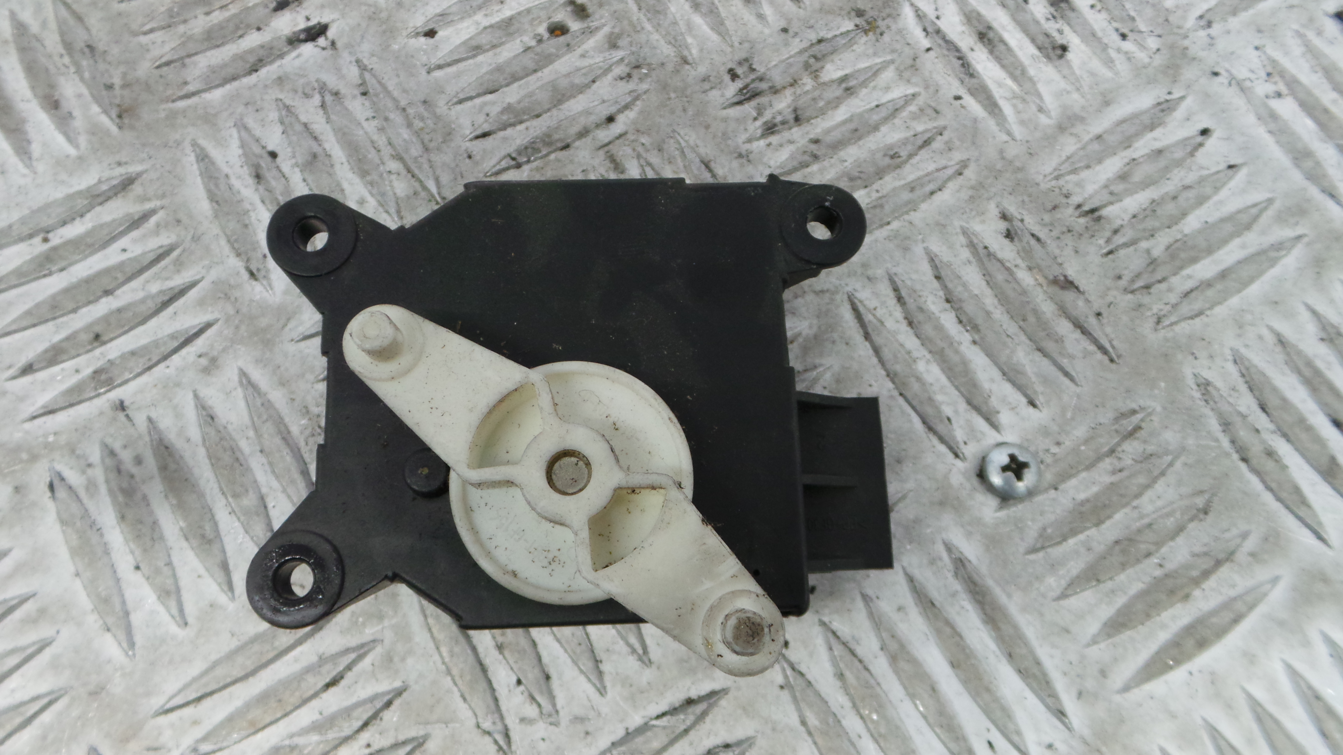 Atuador do Circuito de Ar 006972T - SAAB 9-3 (YS3F, E79, D79, D75)-33633776