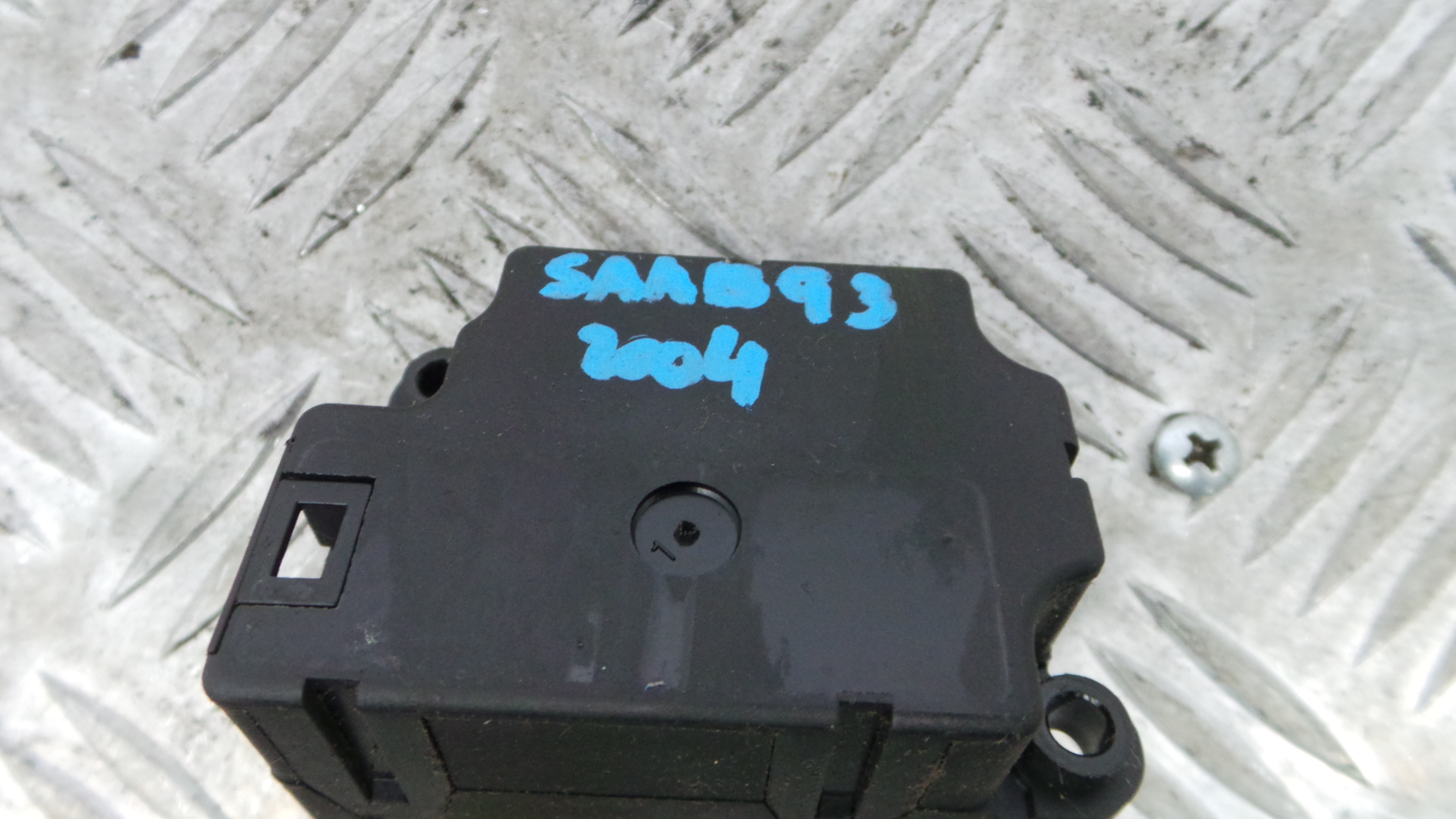 Atuador do Circuito de Ar 09180201 - SAAB 9-3 (YS3F, E79, D79, D75)-33633782 Atuador do Circuito de Ar 09180201 - SAAB 9-3 (YS3F, E79, D79, D75)-33633782