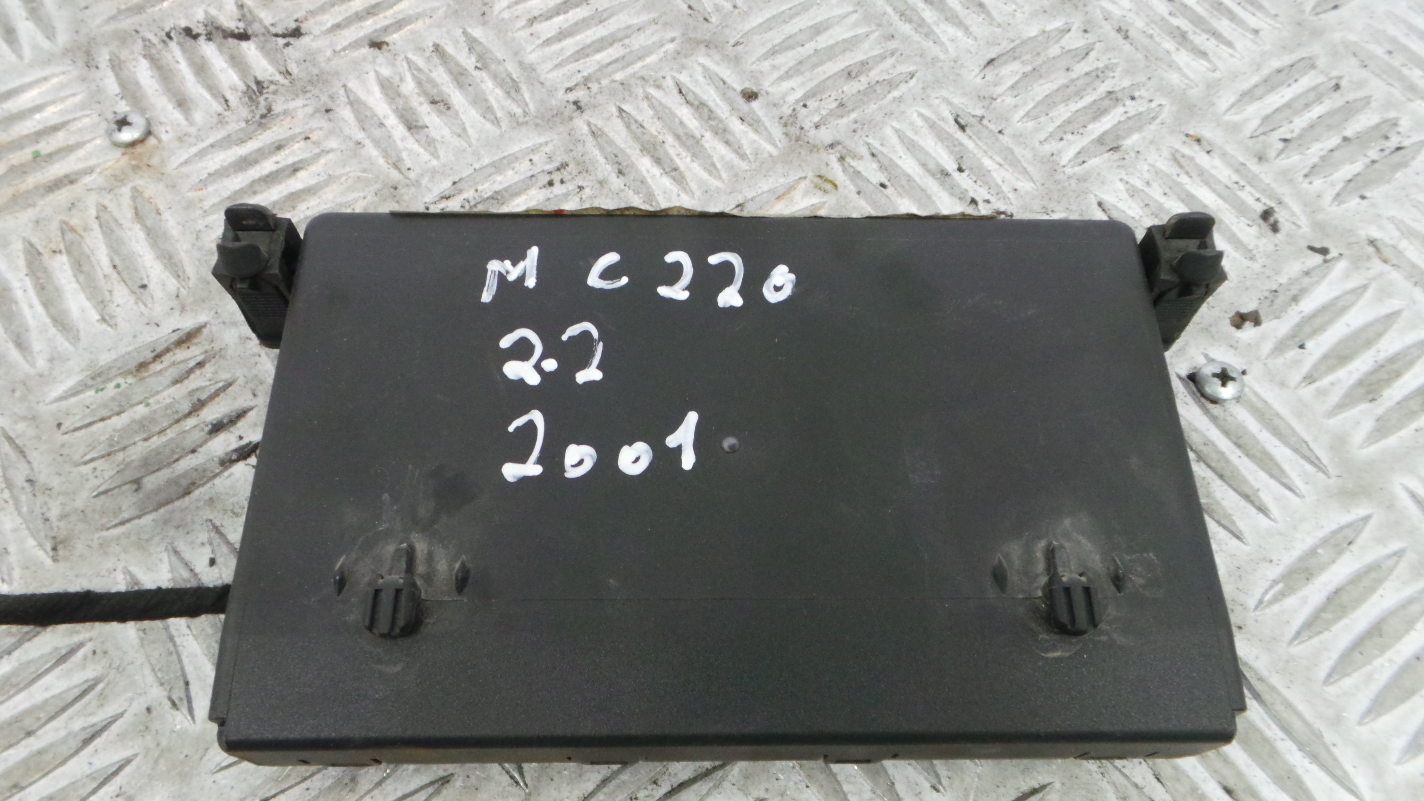 Centralina do Fecho Central 2038206426 - MERCEDES-BENZ C-CLASS (W203)-33634443 Centralina do Fecho Central 2038206426 - MERCEDES-BENZ C-CLASS (W203)-33634443