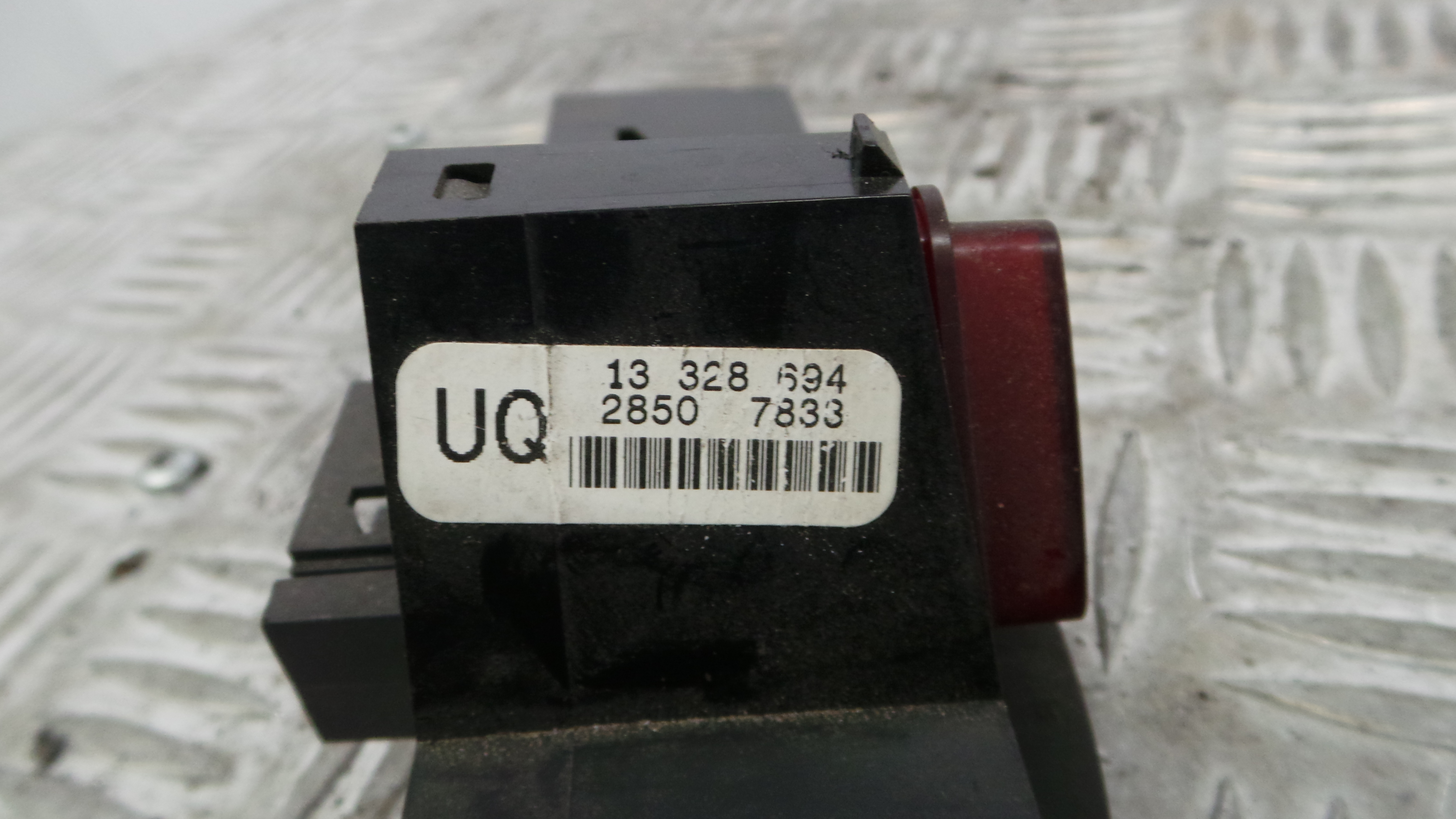 warning 4 piscas 13328694 - OPEL CORSA D (S07)-33635025