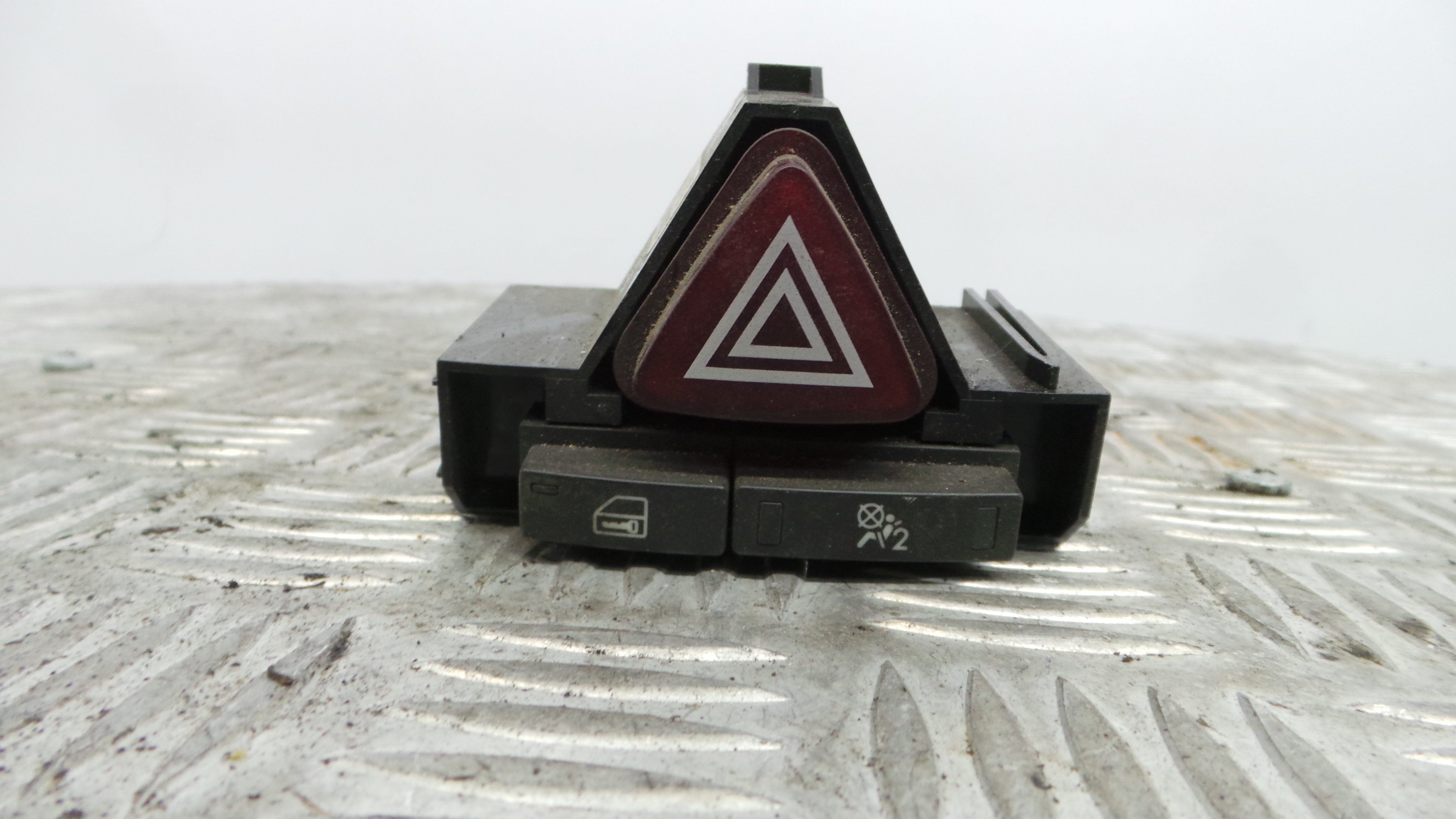 warning 4 piscas 13189529 - OPEL CORSA D (S07)-33635028