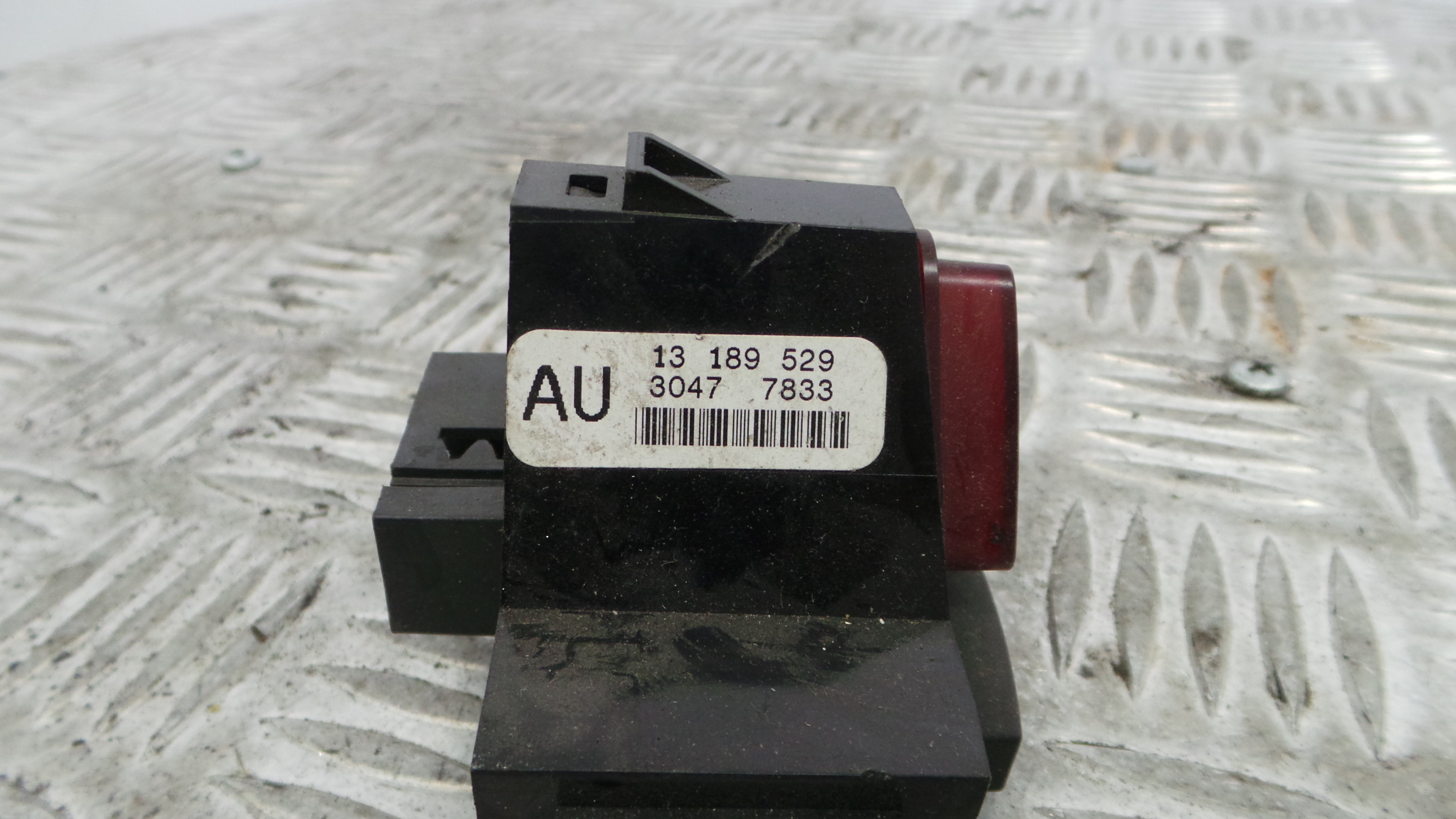 warning 4 piscas 13189529 - OPEL CORSA D (S07)-33635028