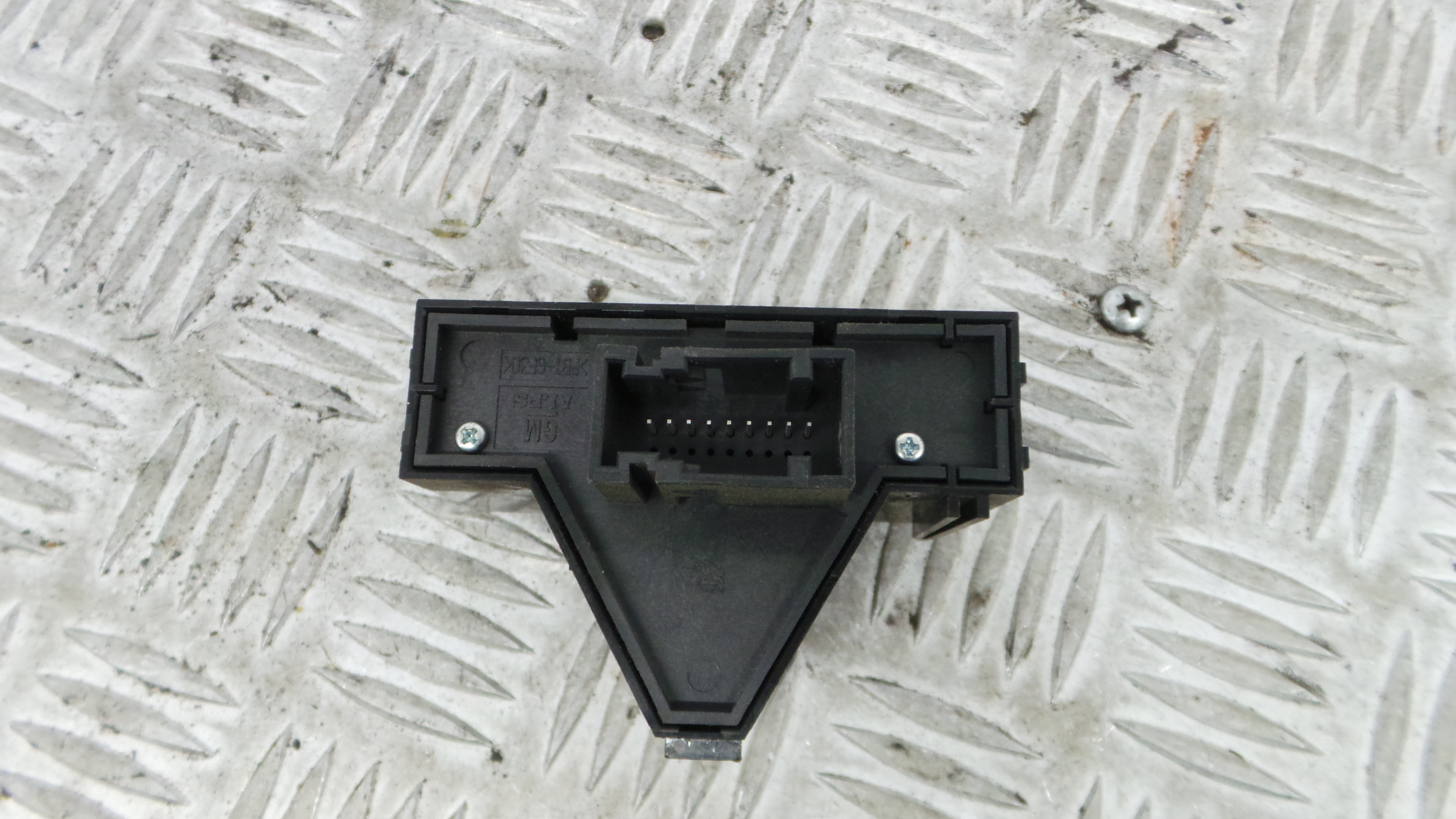 warning 4 piscas 13189529 - OPEL CORSA D (S07)-33635031