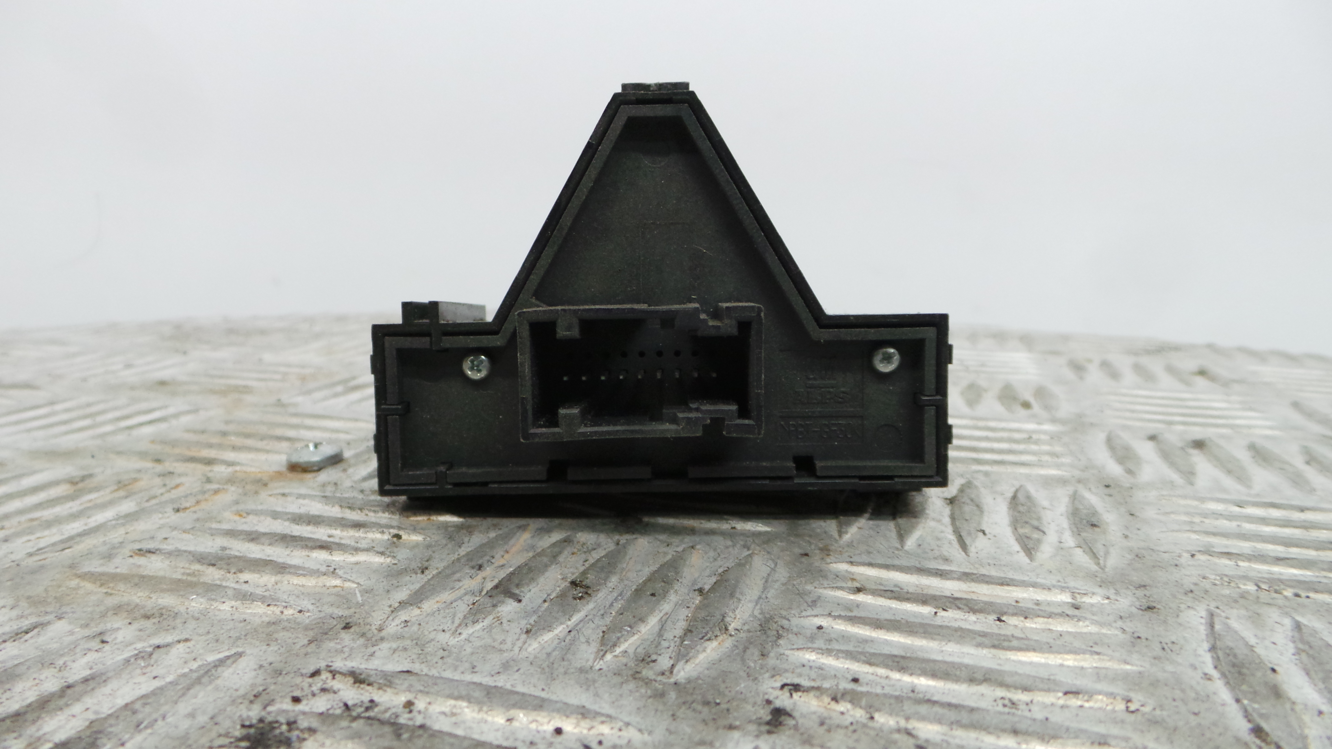 warning 4 piscas 13189529 - OPEL CORSA D (S07)-33635040