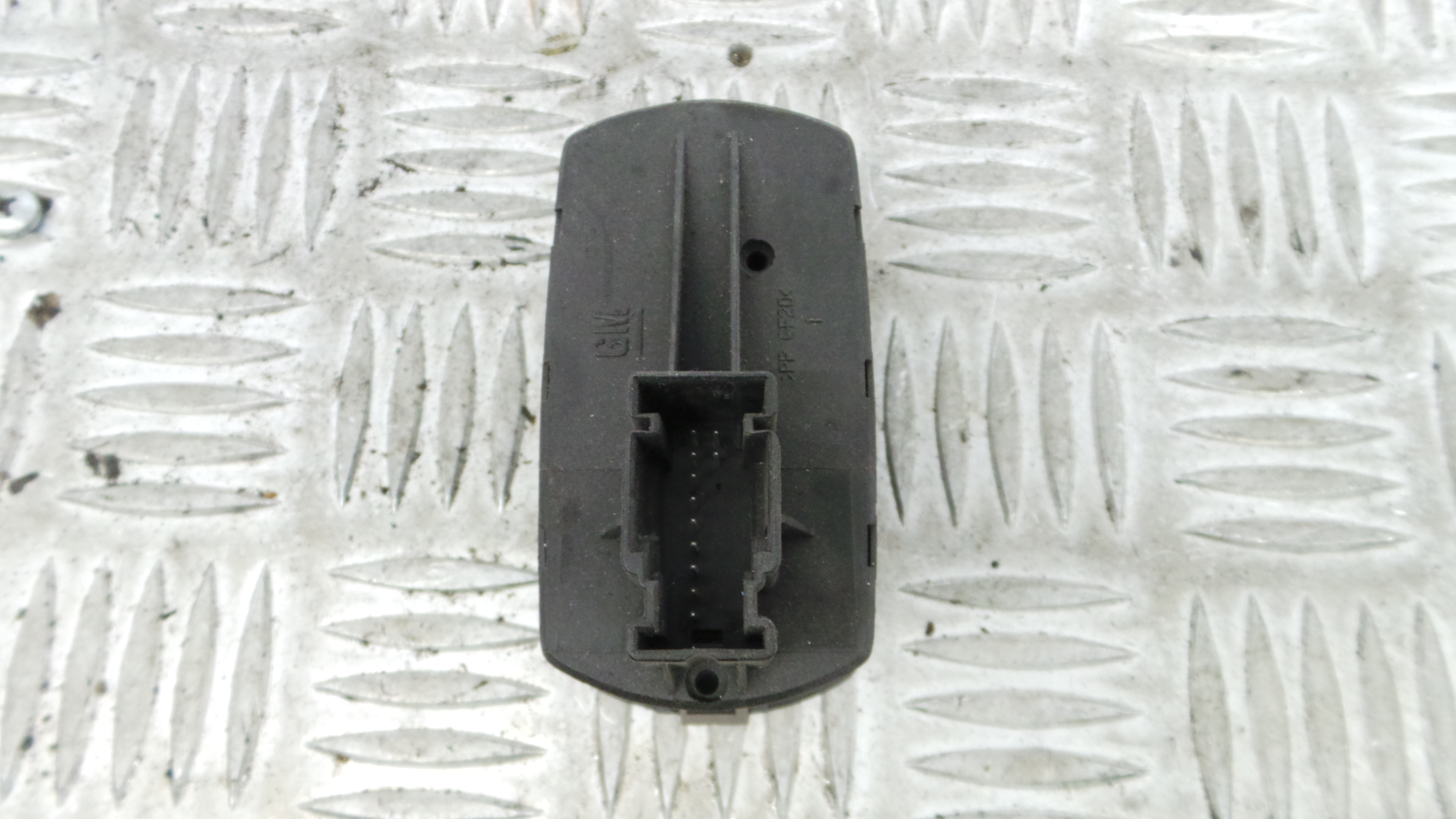 Interruptor / Comando Elevador Vidro Frente Esq  13258521 - OPEL CORSA D (S07)-33635075