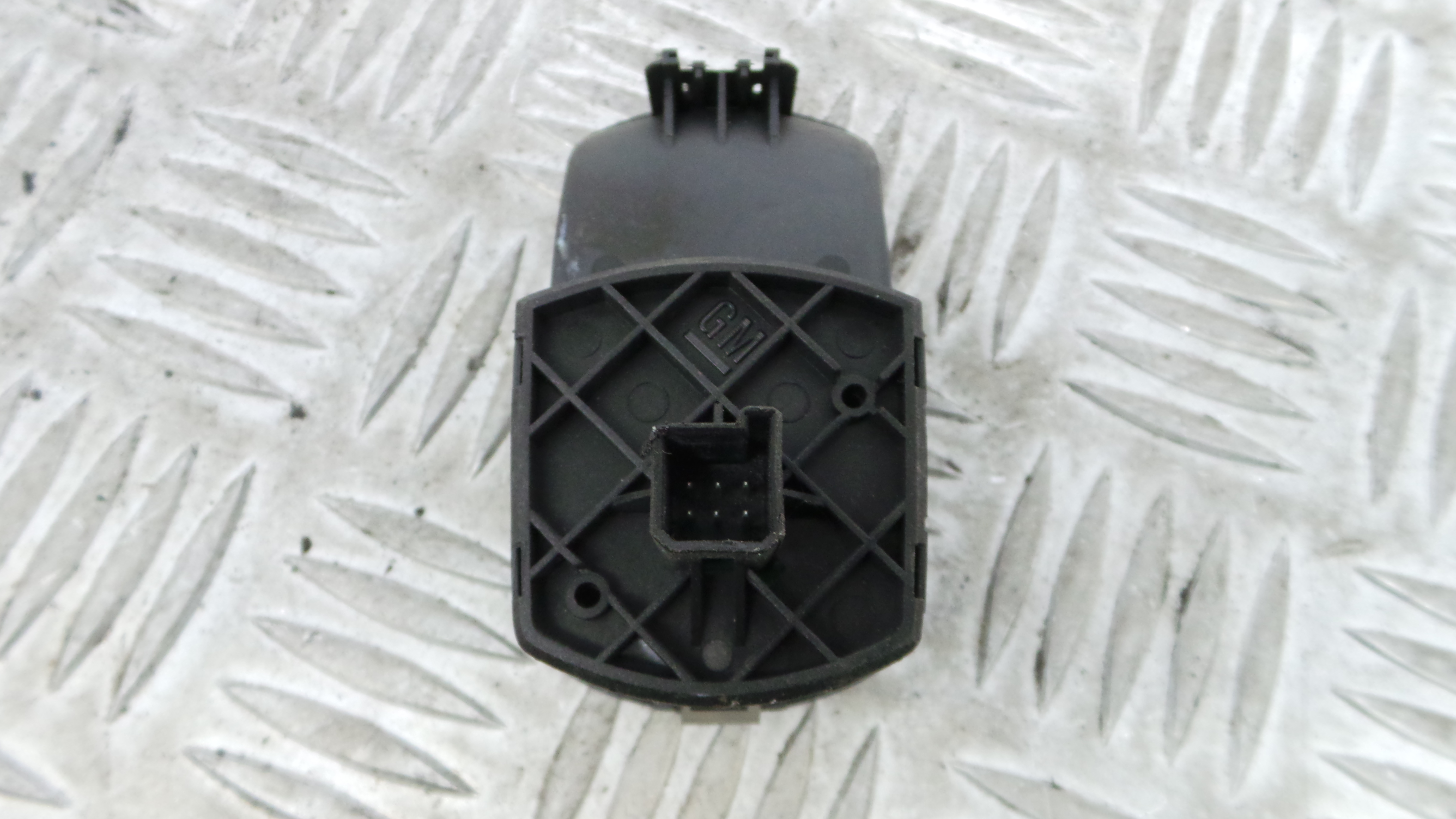 Interruptor / Comando Elevador Vidro Frente Dto  13206806 - OPEL CORSA D (S07)-33635115