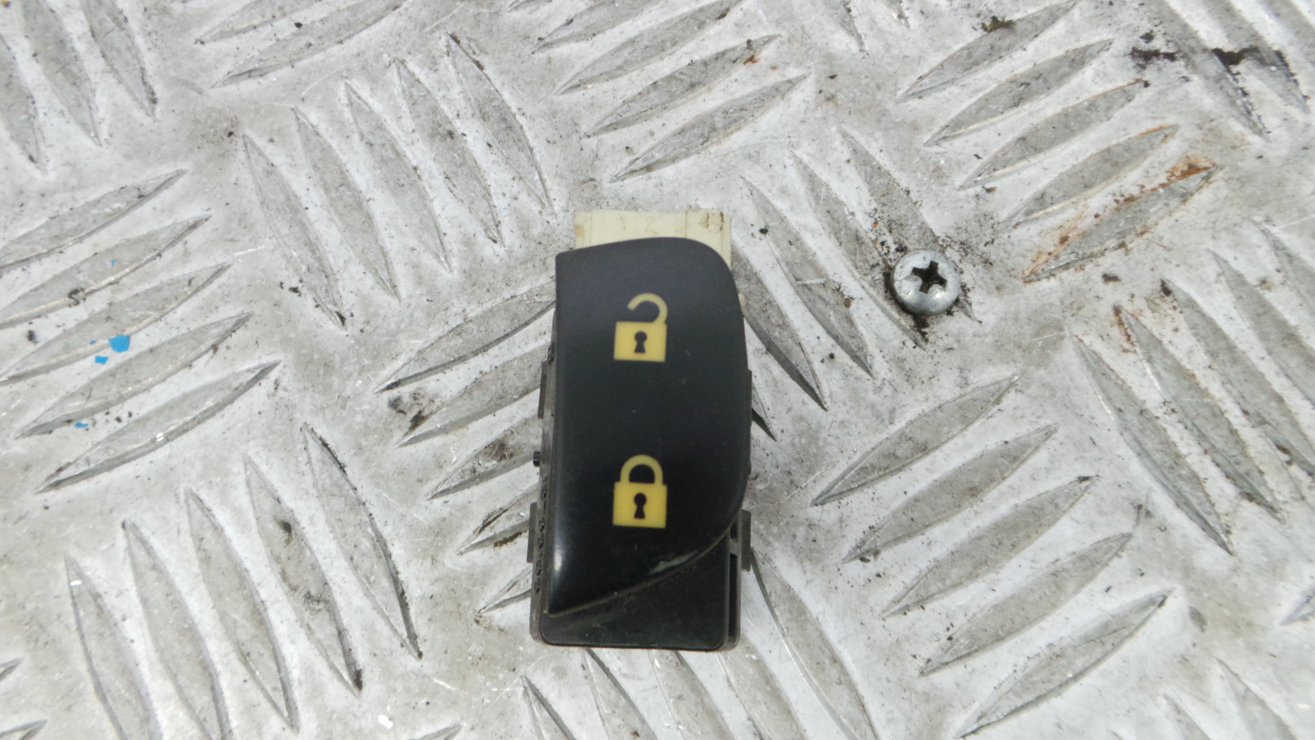 Botão de Bloqueio da Porta  12786136 - SAAB 9-3 (YS3F, E79, D79, D75)-33635229