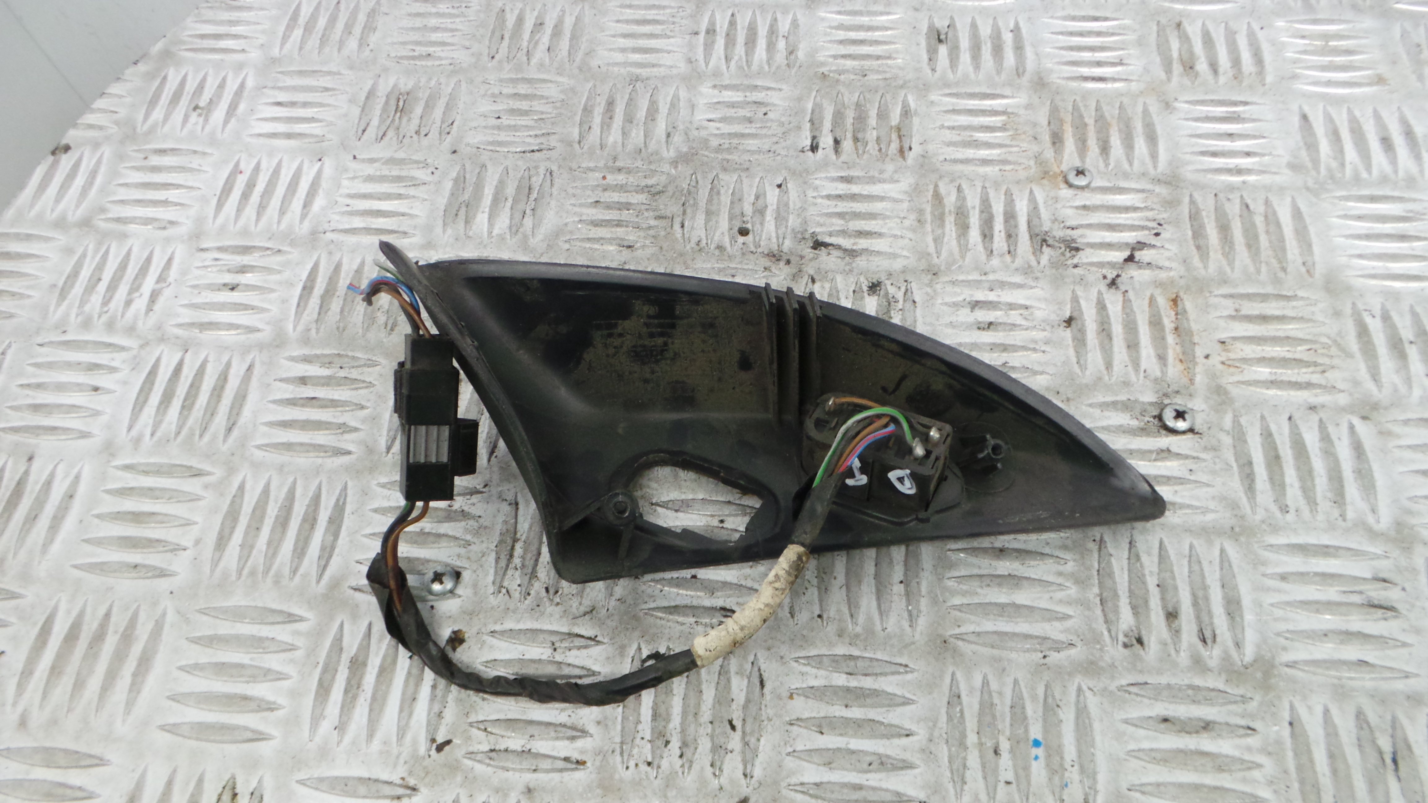 Interruptor / Comando Elevador Vidro Frente Esq  90389335 - OPEL CORSA B (S93)-33635239