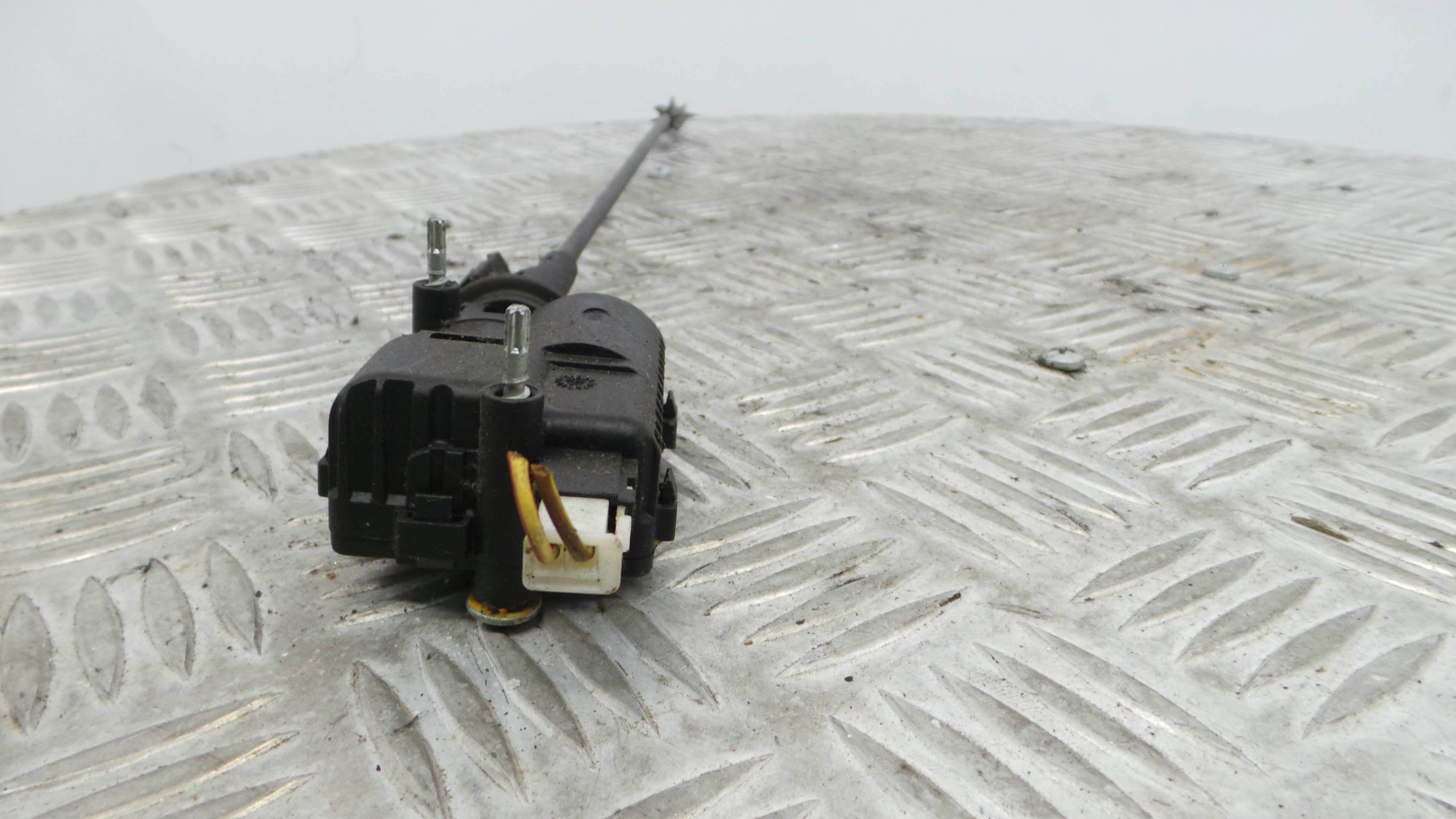 Pistola Deposito Combustivel 13208157 - OPEL CORSA D (S07)-33635682