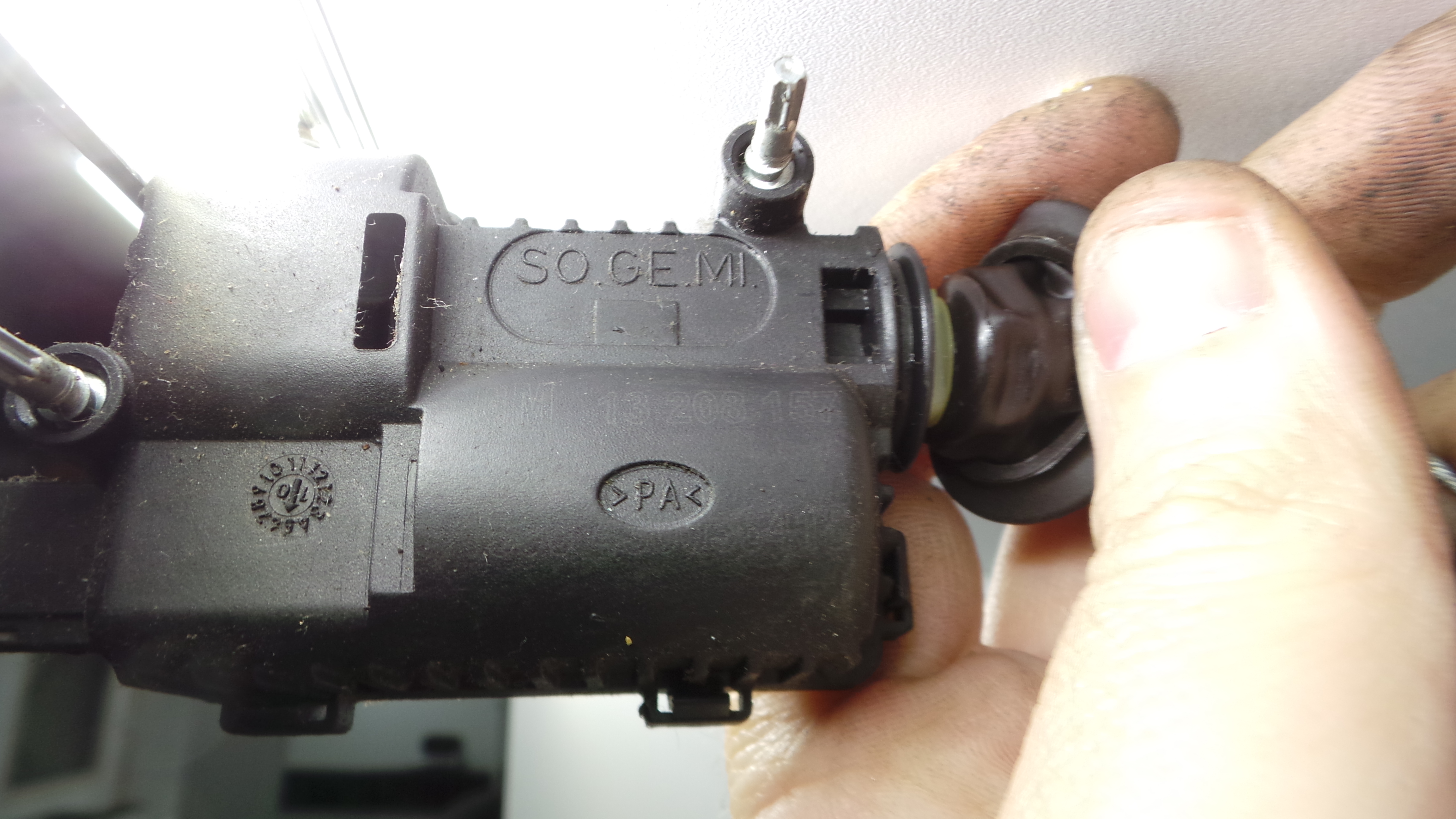 Pistola Deposito Combustivel 13208157 - OPEL CORSA D (S07)-33635682