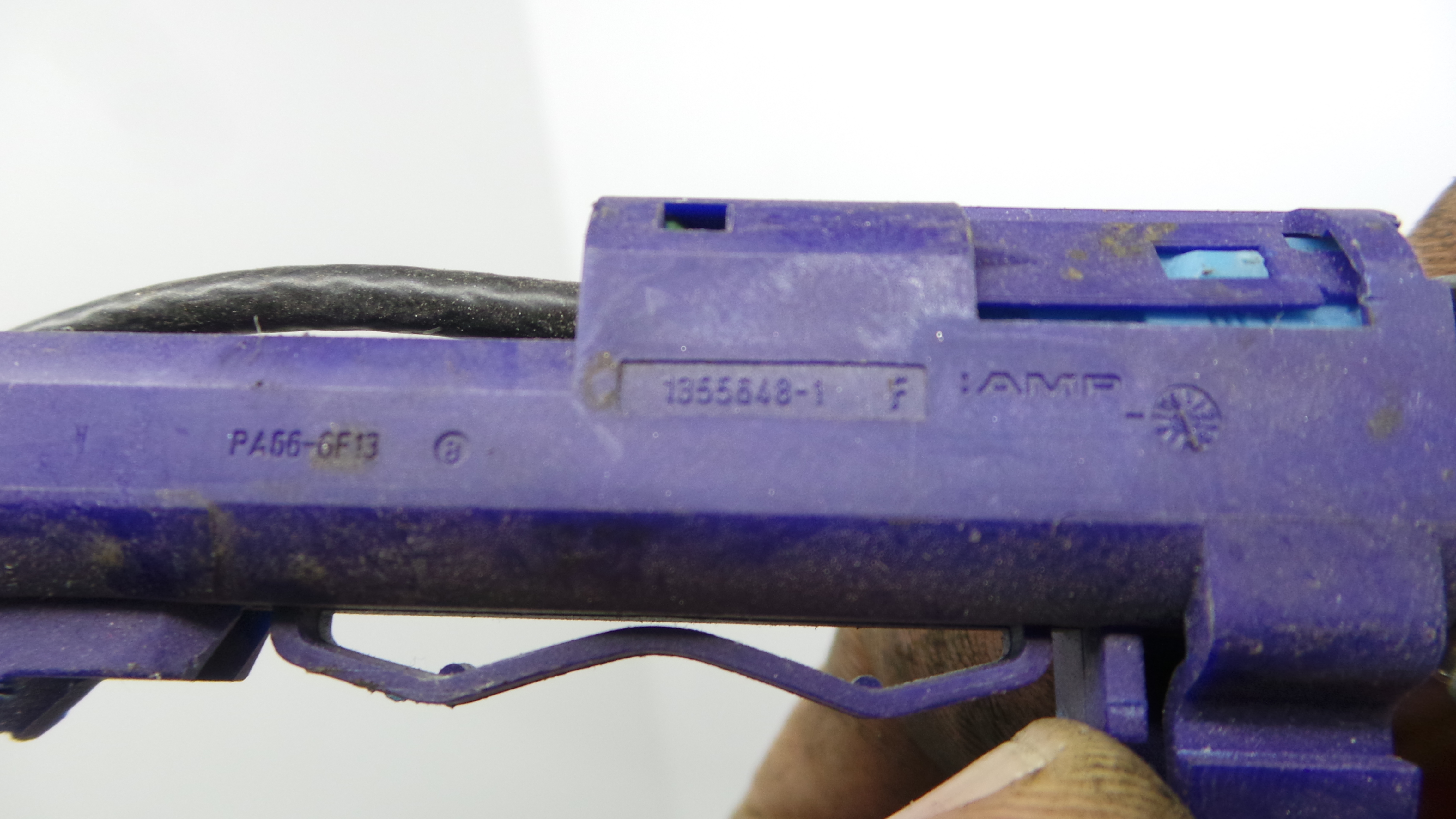 Antena 013139850 - OPEL ASTRA H (A04)-33635753