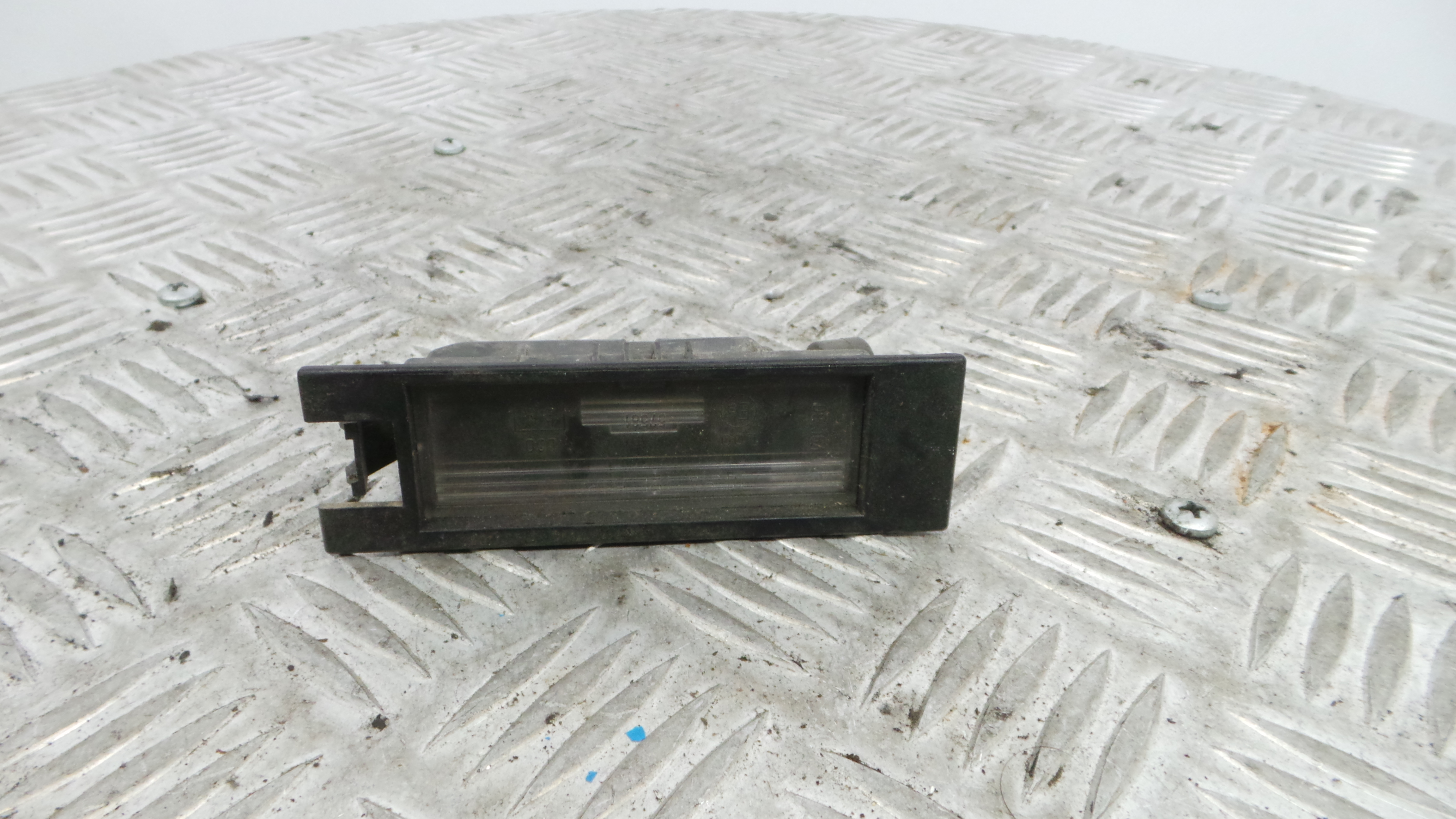 Luz de Matricula 09164143 - OPEL CORSA C (X01)-33635757