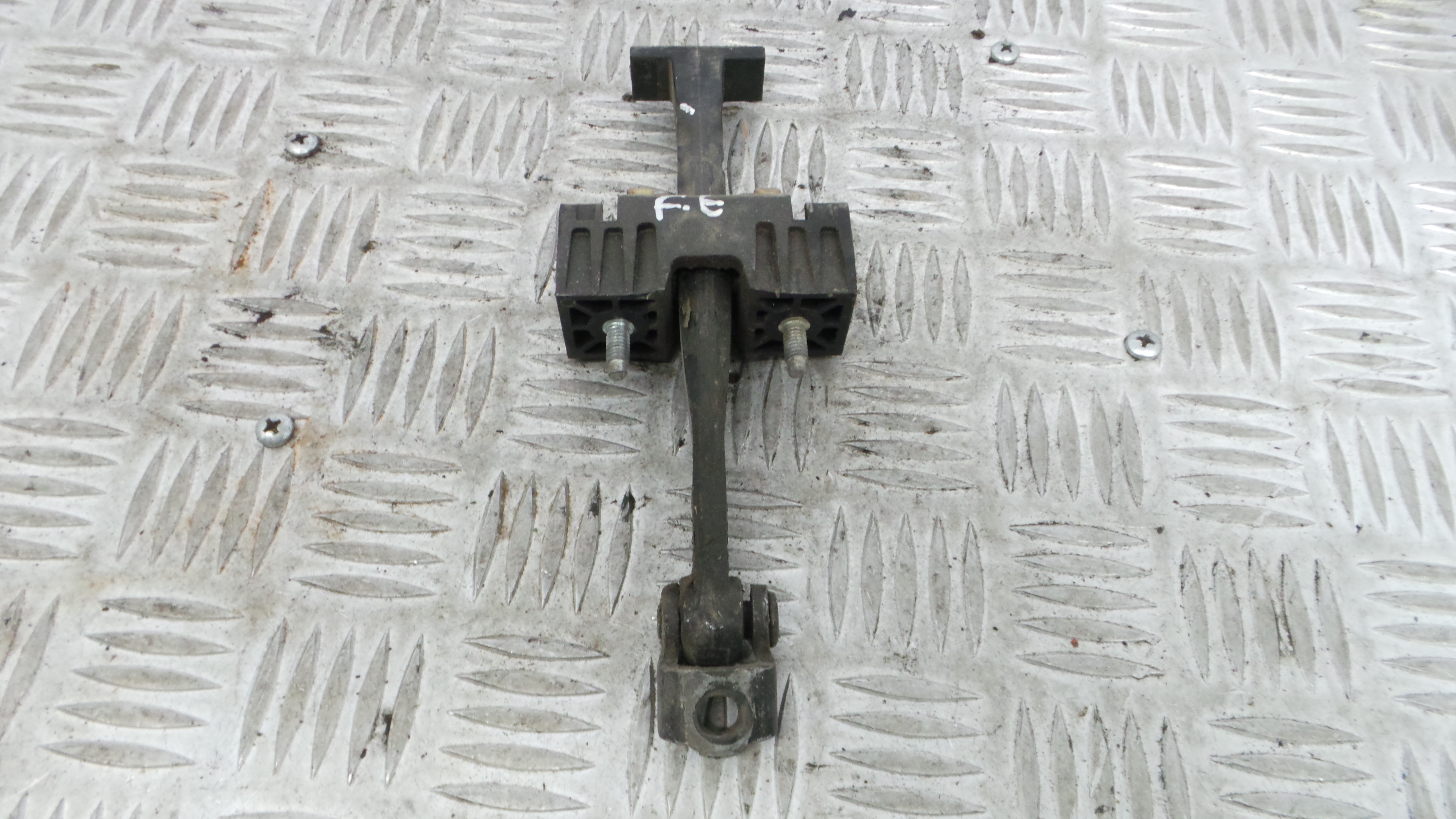 Esticador / Limitador de porta 13107175 - OPEL ASTRA H (A04)-33635797