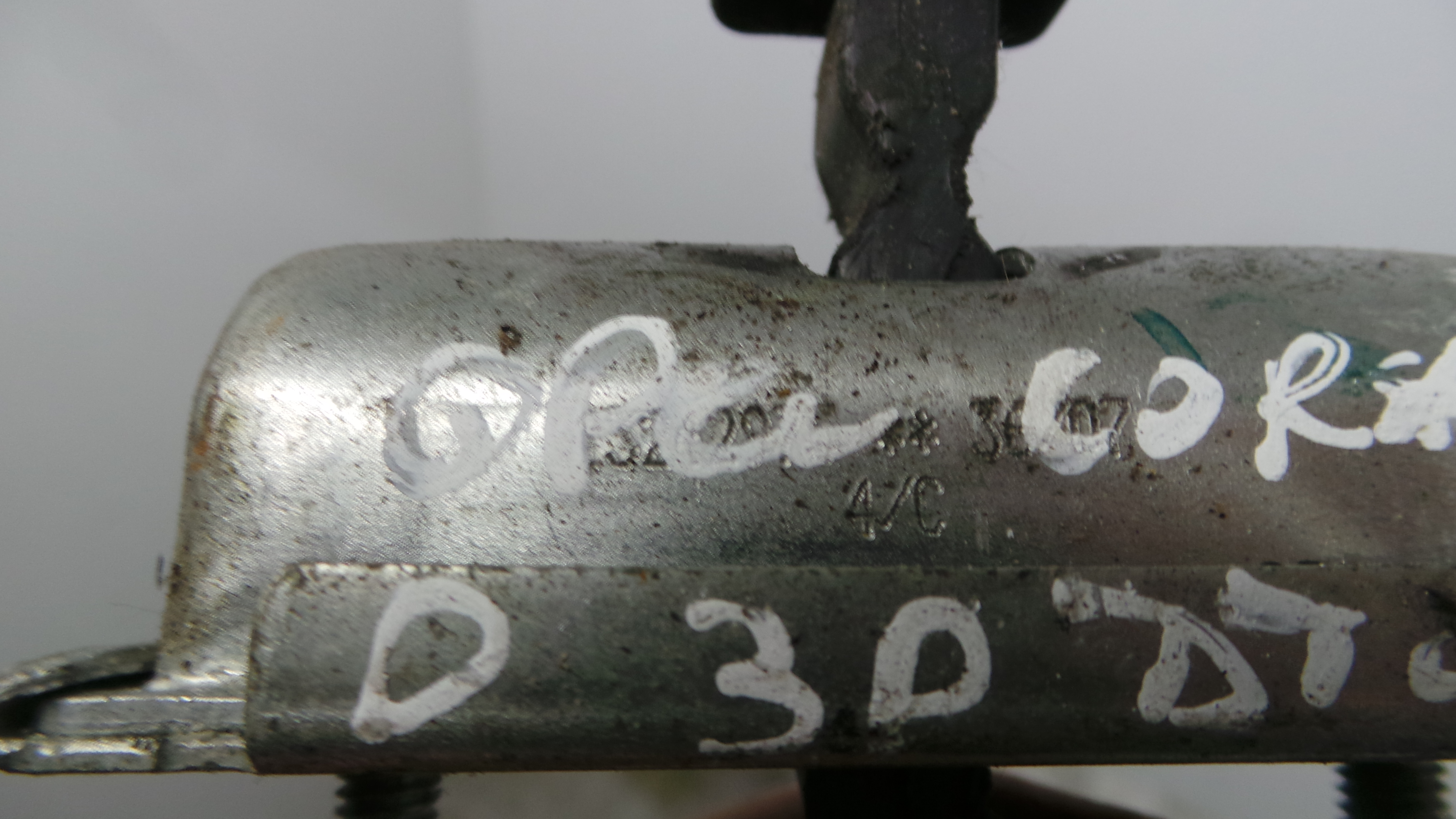 Esticador / Limitador de porta 13242975 - OPEL CORSA D (S07)-33635815