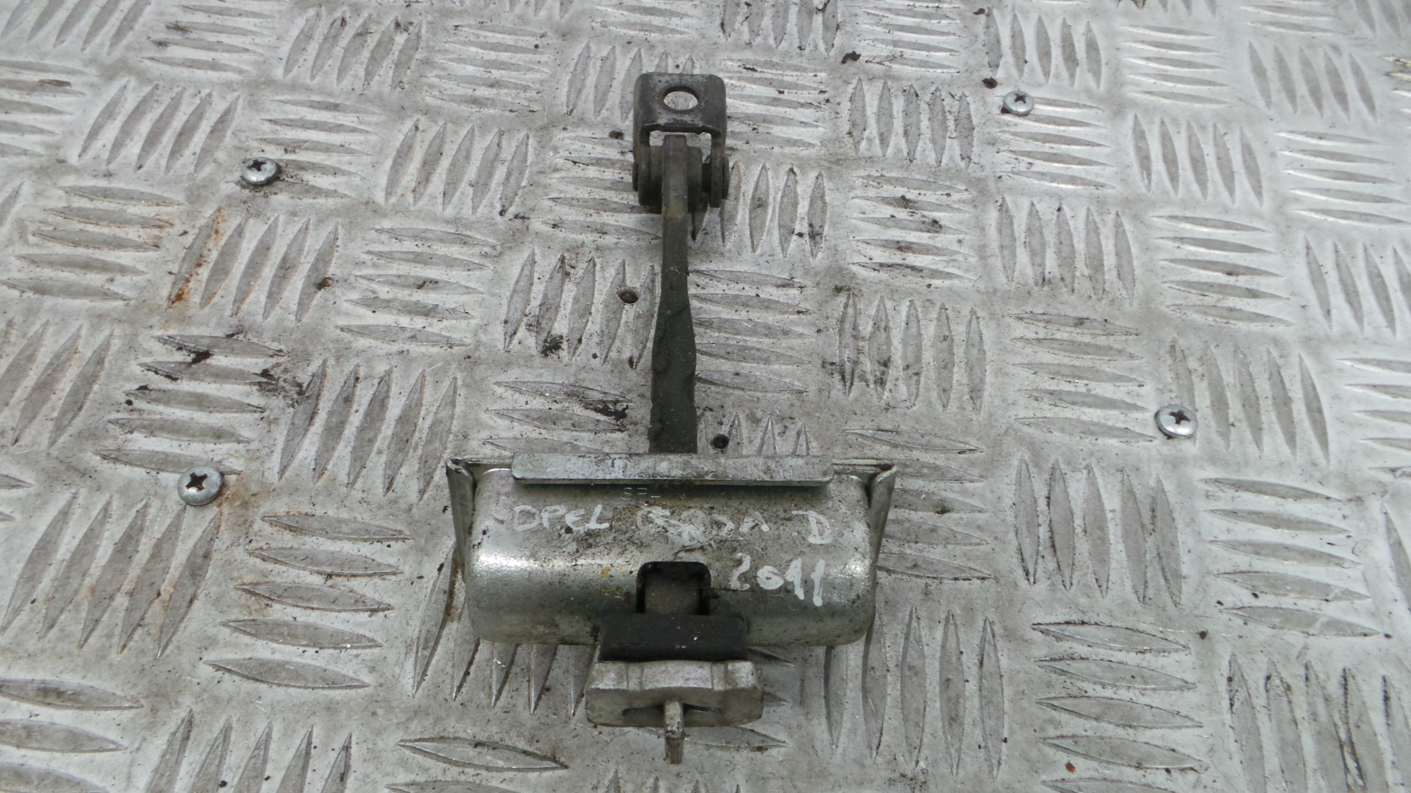 Esticador / Limitador de porta 13242975 - OPEL CORSA D (S07)-33635821