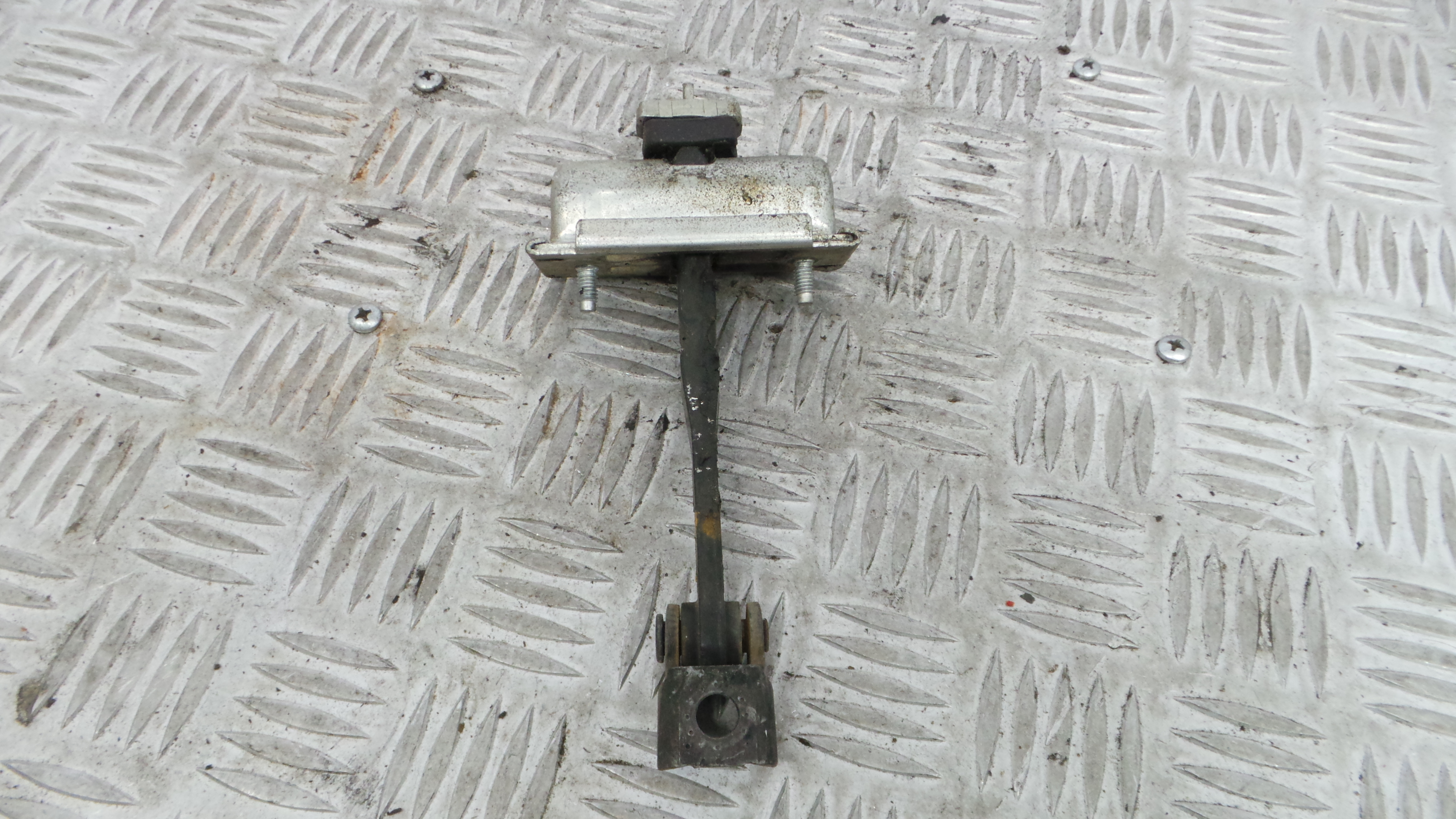 Esticador / Limitador de porta 13242975 - OPEL CORSA D (S07)-33635830