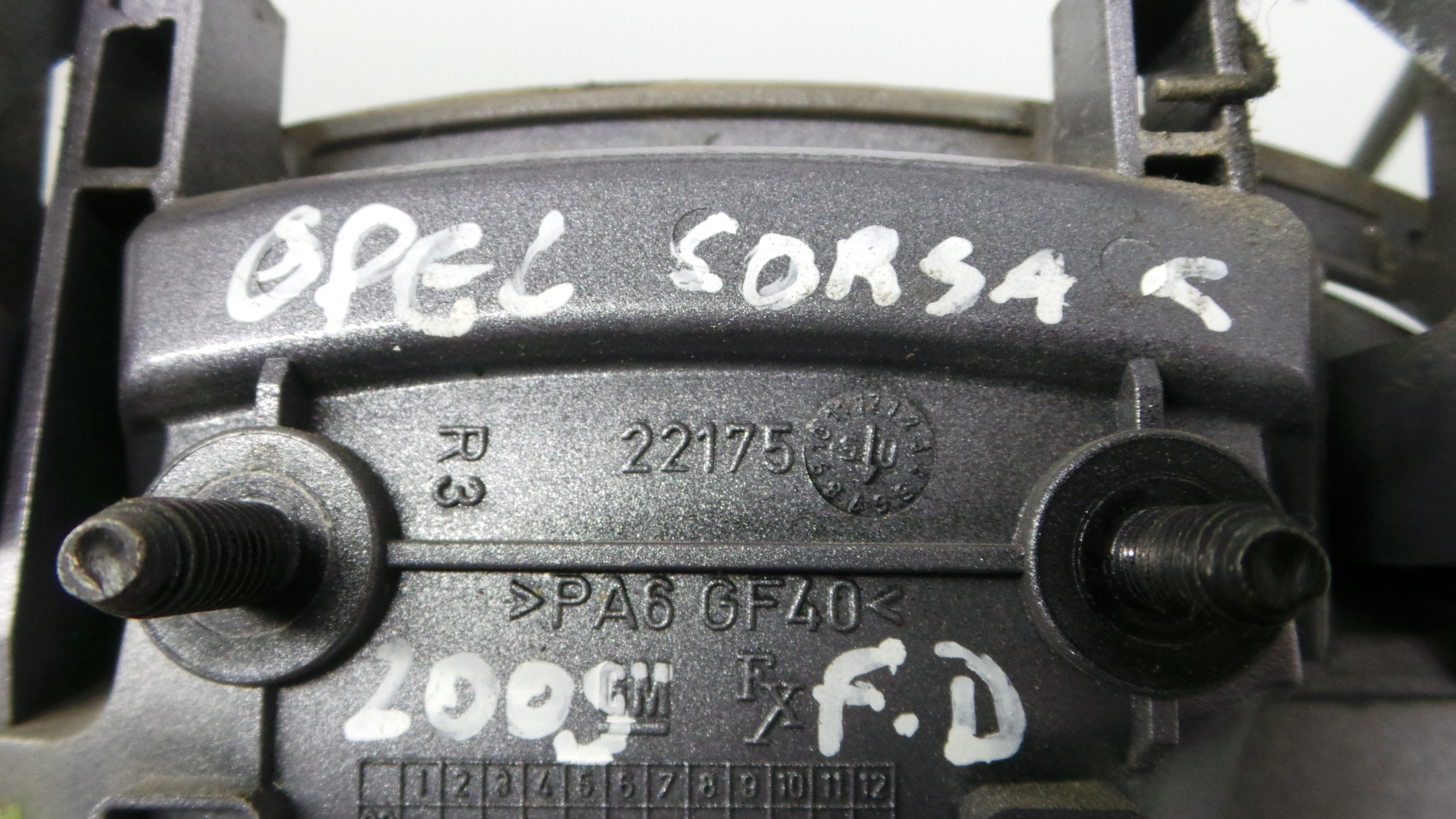 Puxador Exterior Frente Direita  9201077 - OPEL CORSA C (X01)-33635835