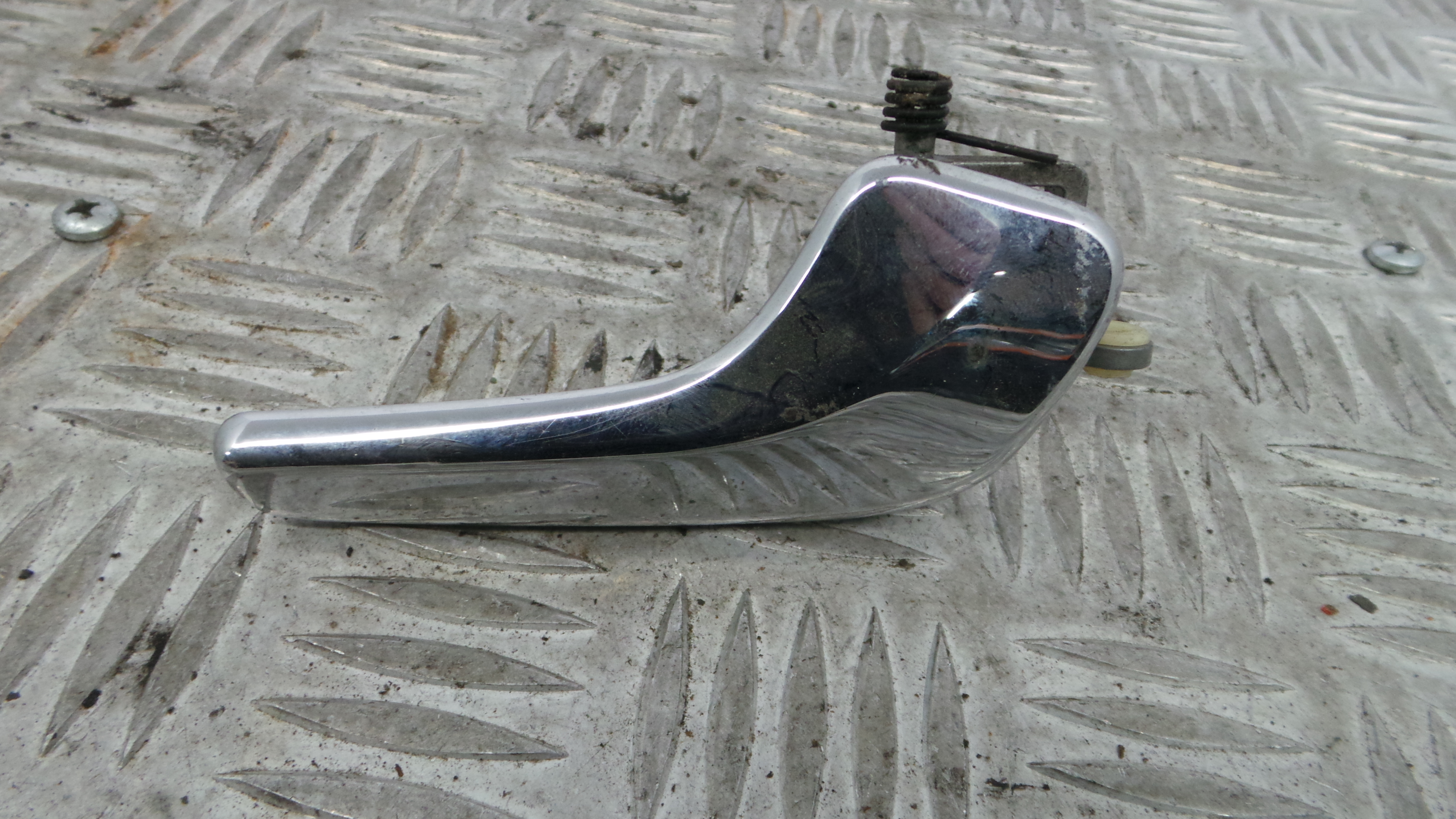 Puxador Interior Frente Direita 13297814 - OPEL CORSA D (S07)-33635888