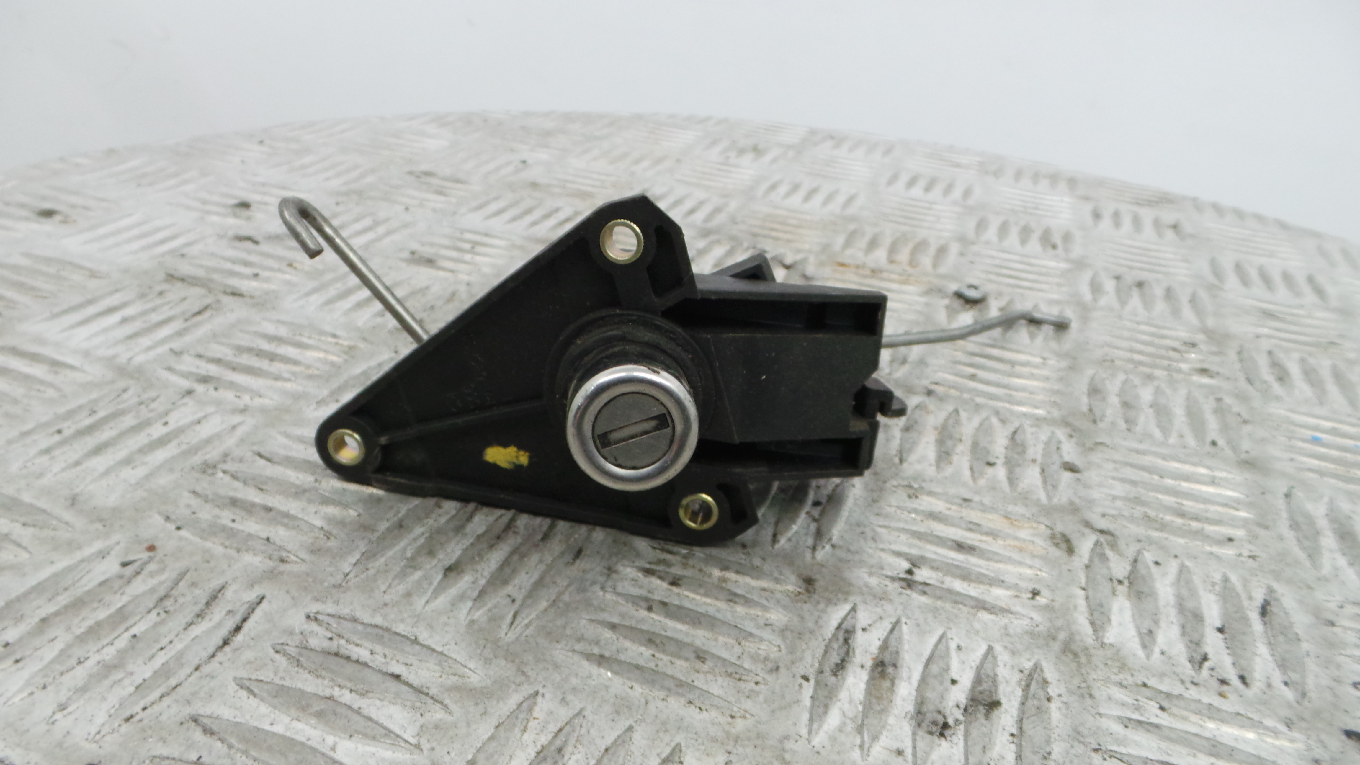 Canhão De Fechadura 90444728 - OPEL CORSA B (S93)-33635927 Canhão De Fechadura 90444728 - OPEL CORSA B (S93)-33635927
