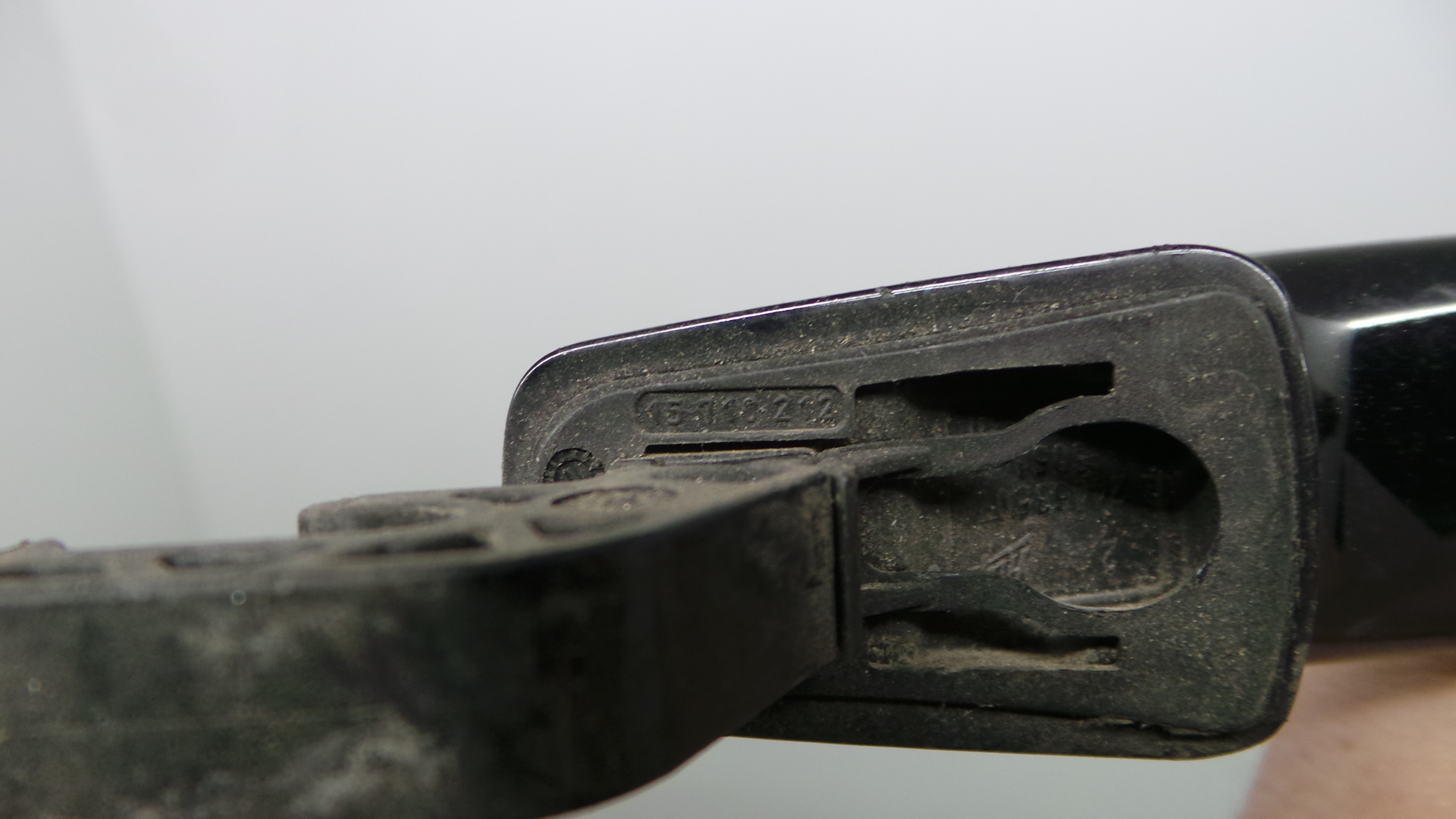 Puxador Exterior Frente Direita  24463507 - OPEL CORSA D (S07)-33635939