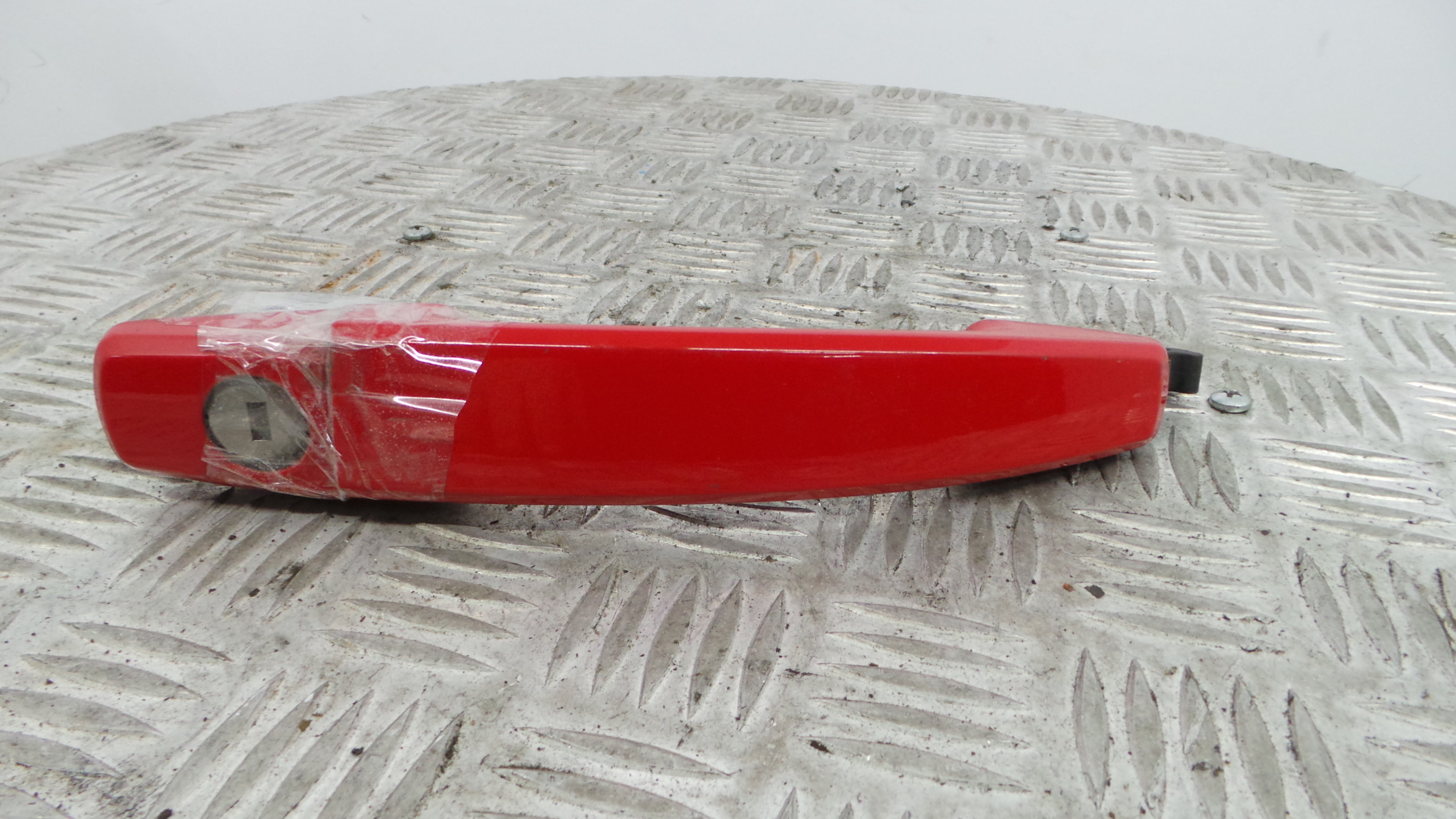 Puxador Exterior Frente Esquerdo 13255474 - OPEL CORSA D (S07)-33635947