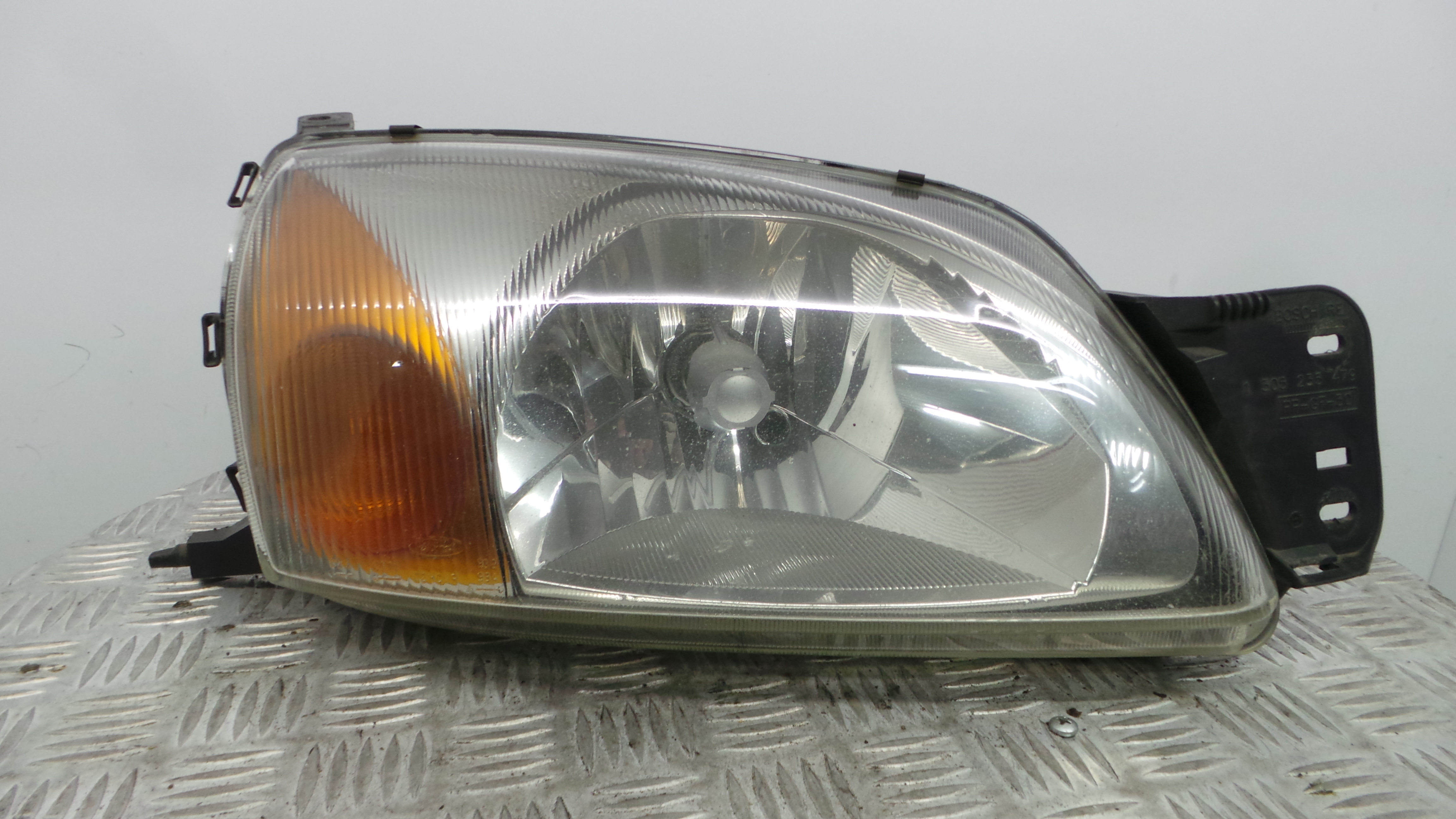 Ótica Dto YS61-13005-AK - FORD FIESTA IV (JA_, JB_), FIESTA Mk IV (JA_, JB_)-33636142 Ótica Dto YS61-13005-AK - FORD FIESTA IV (JA_, JB_), FIESTA Mk IV (JA_, JB_)-33636142