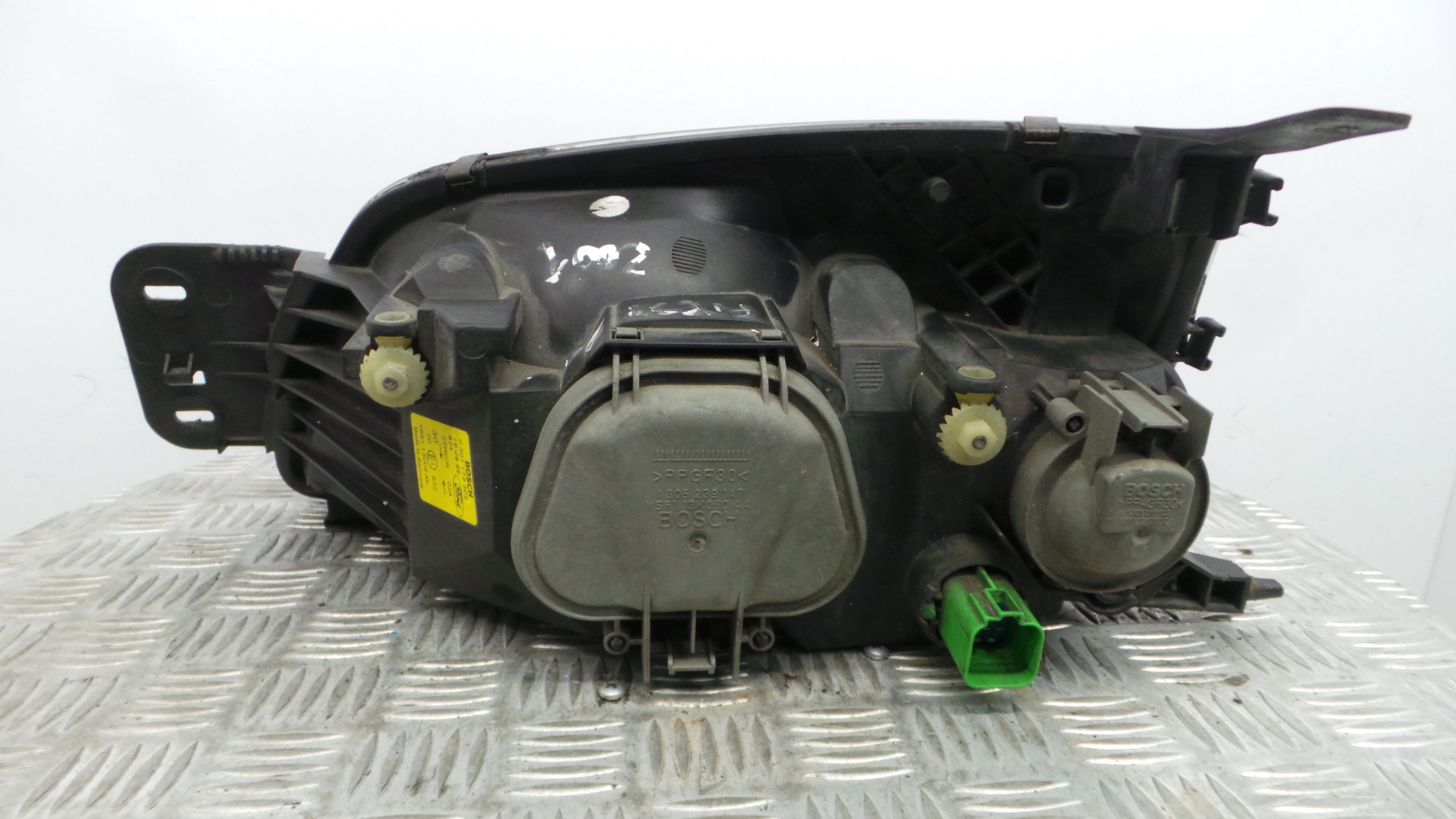 Ótica Dto YS61-13005-AK - FORD FIESTA IV (JA_, JB_), FIESTA Mk IV (JA_, JB_)-33636142