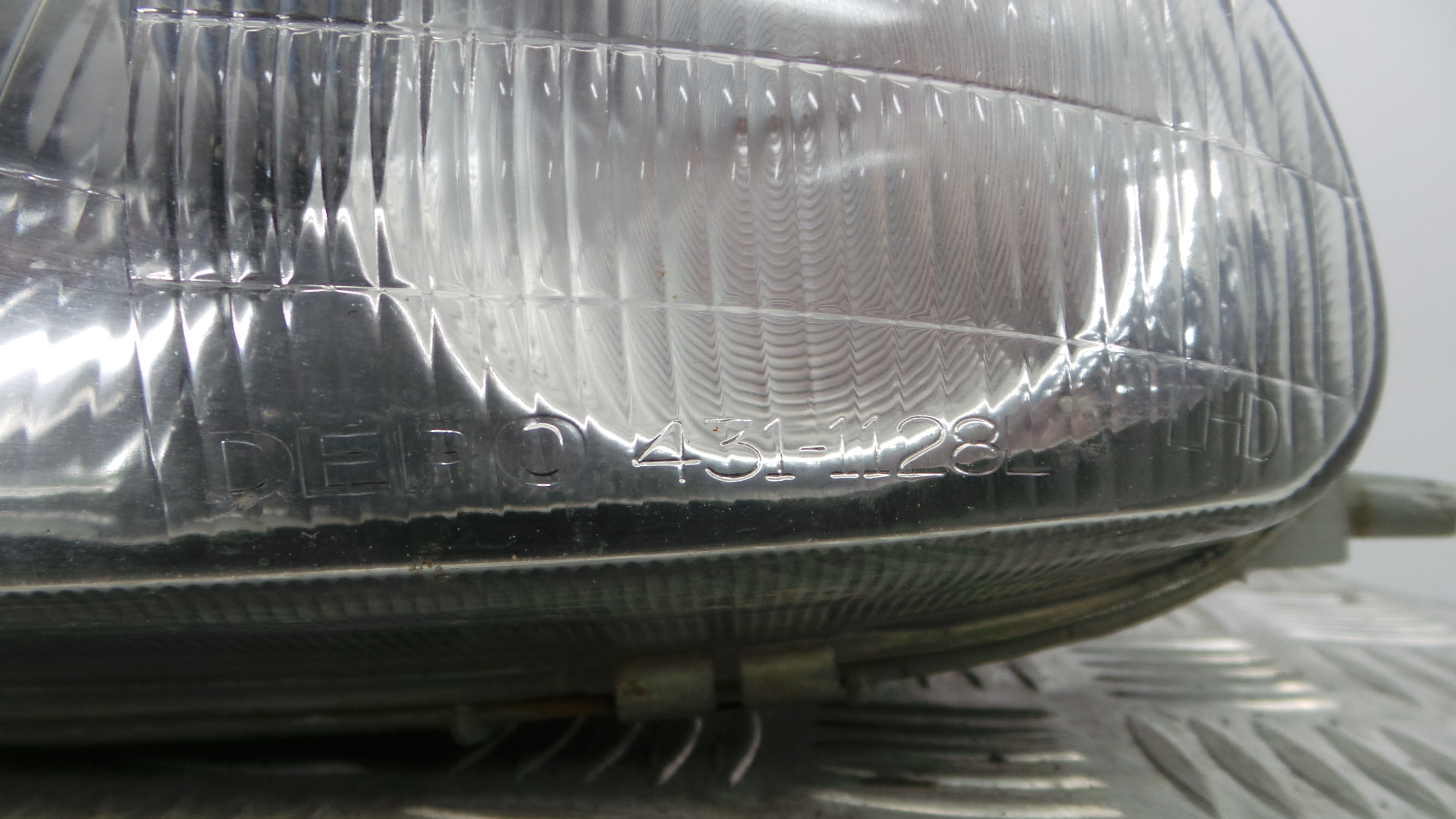 Ótica Esq 431-1128L - FORD FIESTA IV (JA_, JB_), FIESTA Mk IV (JA_, JB_)-33636160