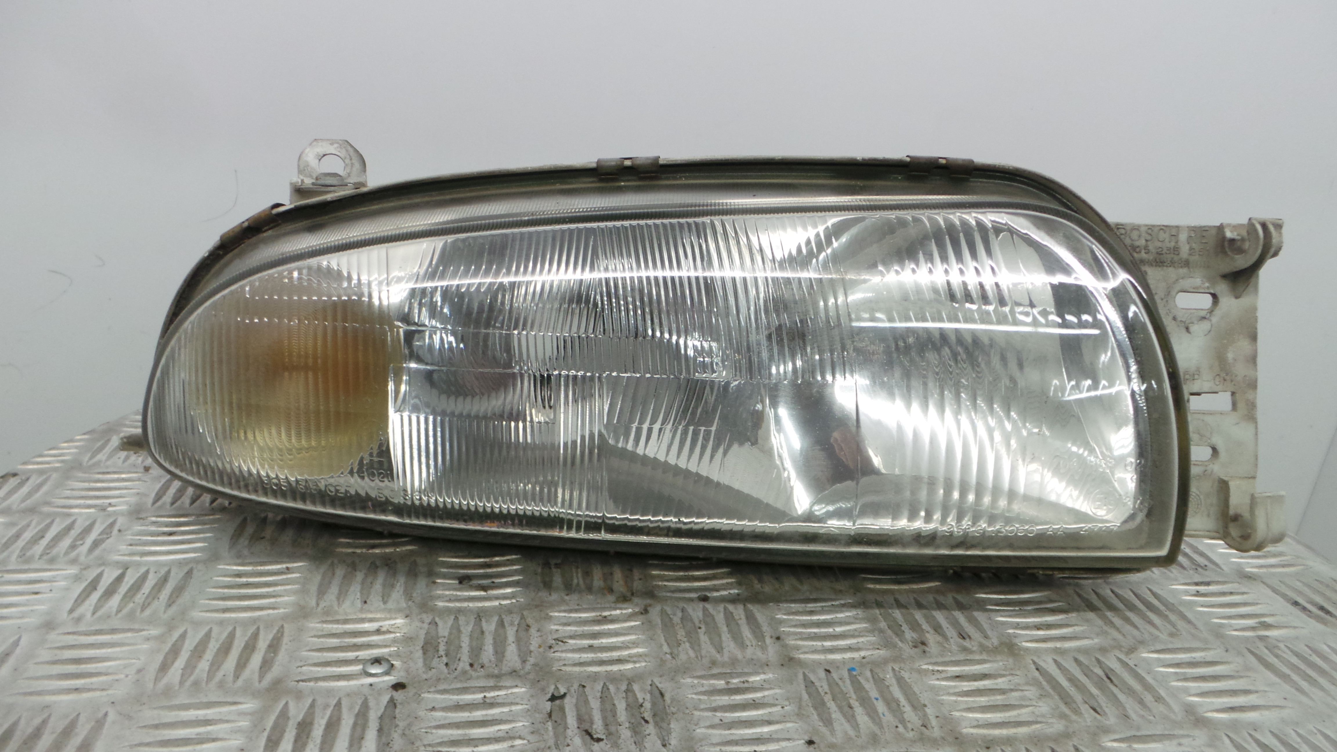 Ótica Dto 96FG-13060-AA - FORD FIESTA IV (JA_, JB_), FIESTA Mk IV (JA_, JB_)-33636171 Ótica Dto 96FG-13060-AA - FORD FIESTA IV (JA_, JB_), FIESTA Mk IV (JA_, JB_)-33636171