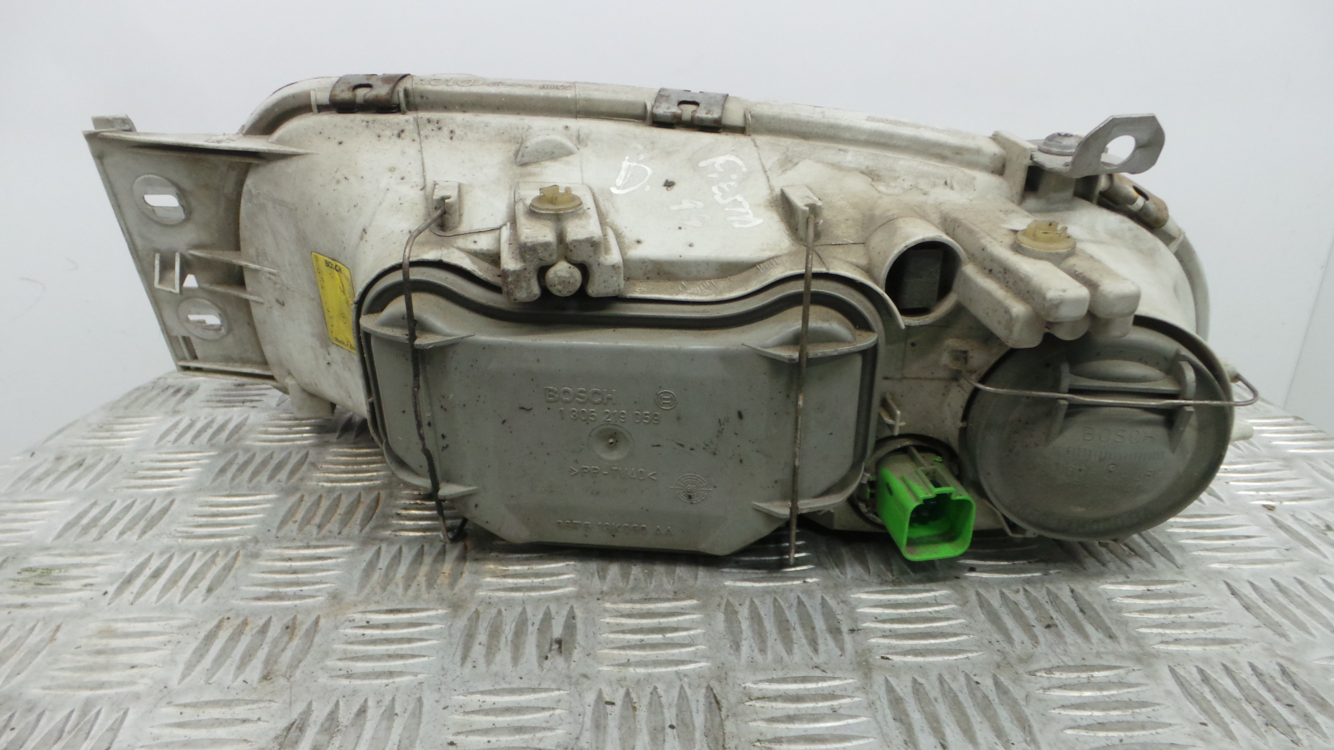 Ótica Dto 96FG-13060-AA - FORD FIESTA IV (JA_, JB_), FIESTA Mk IV (JA_, JB_)-33636171