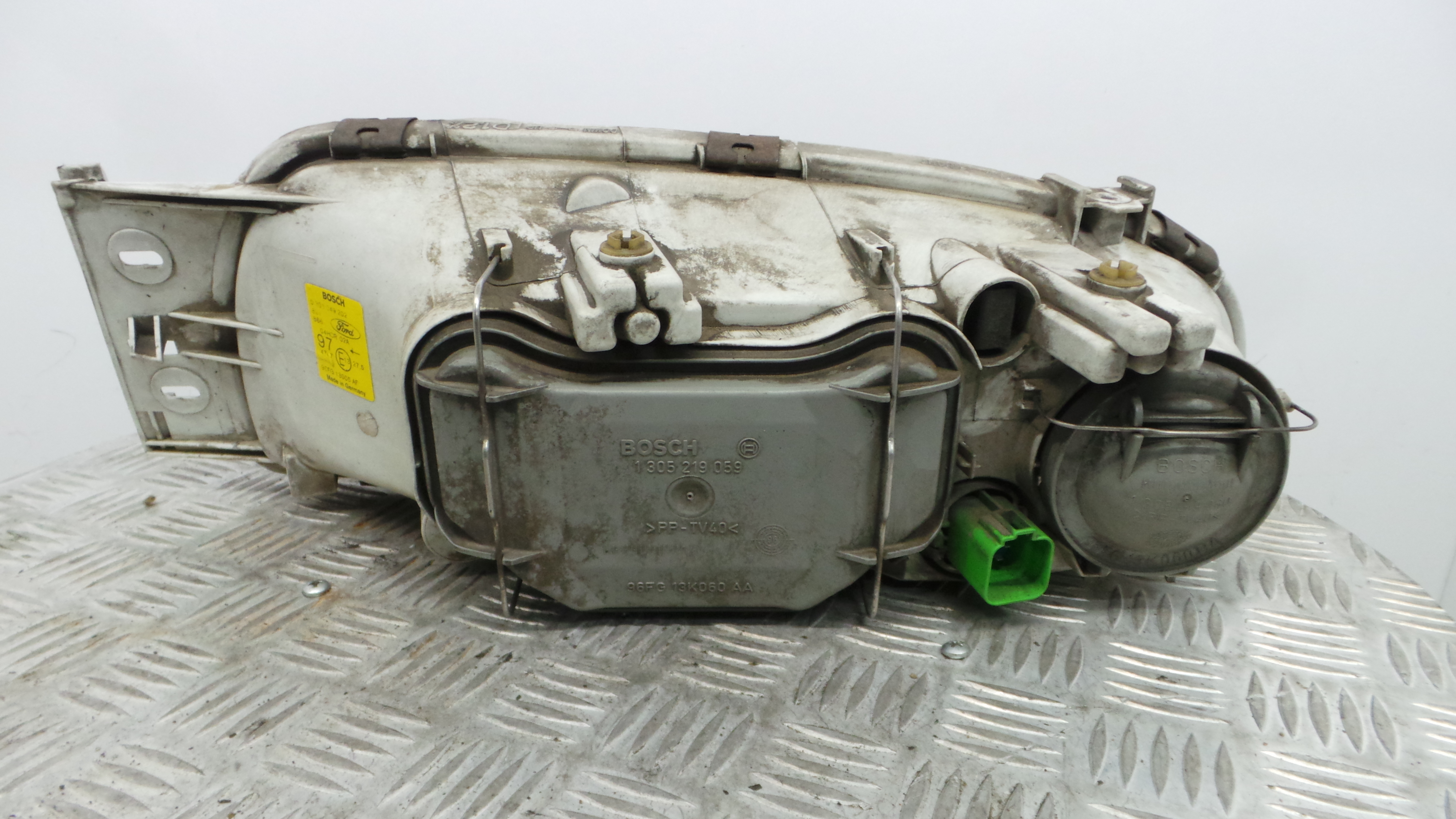 Ótica Dto 96FG-13005-AF - FORD FIESTA IV (JA_, JB_), FIESTA Mk IV (JA_, JB_)-33636175