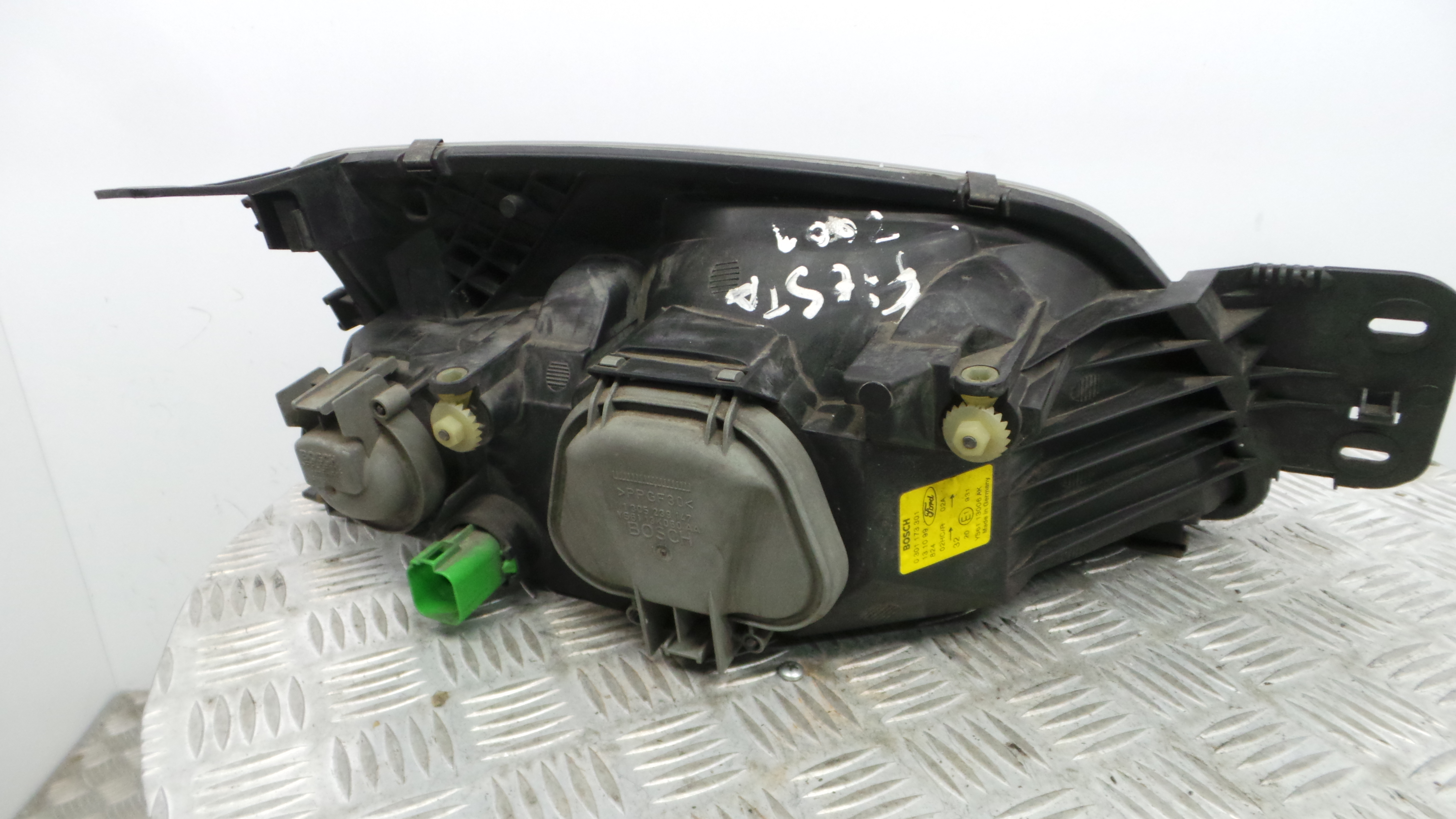 Ótica Esq YS61-13006-AK - FORD FIESTA IV (JA_, JB_), FIESTA Mk IV (JA_, JB_)-33636198