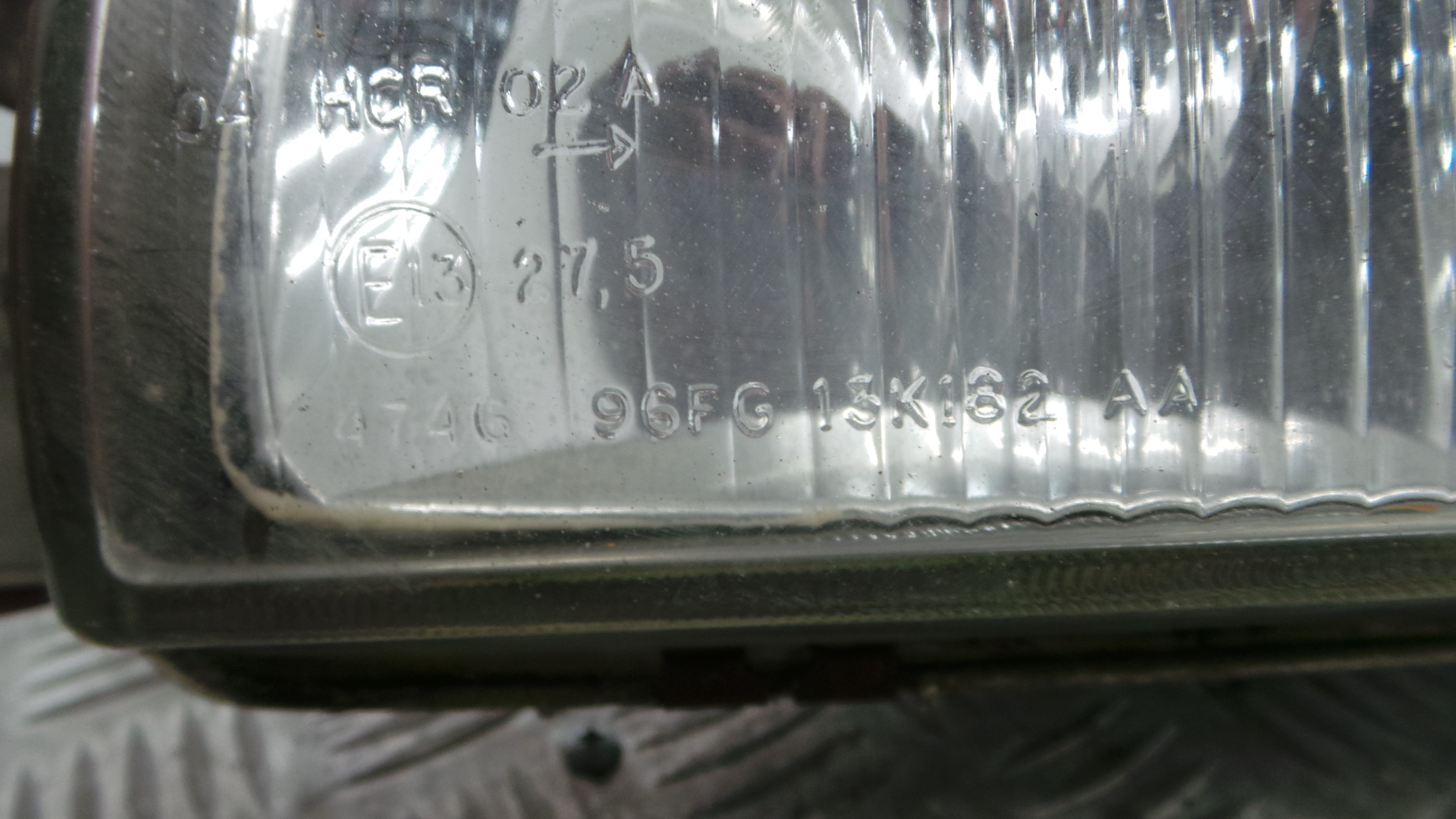 Ótica Esq 96FG-13K162-AA - FORD FIESTA IV (JA_, JB_), FIESTA Mk IV (JA_, JB_)-33636202