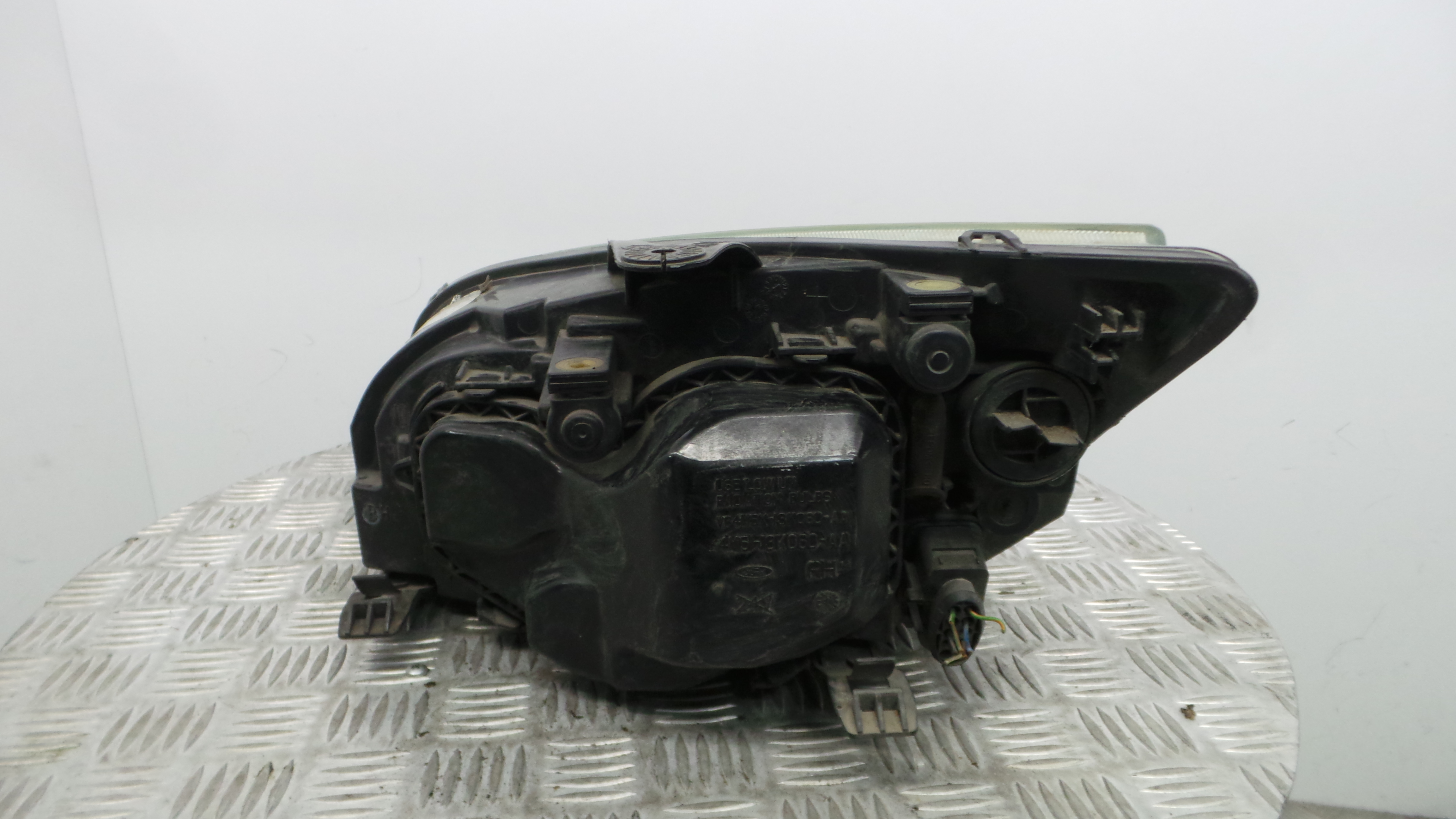 Ótica Dto VP4M5X-I3K060-AA - FORD FOCUS II (DA_, HCP, DP)-33636214