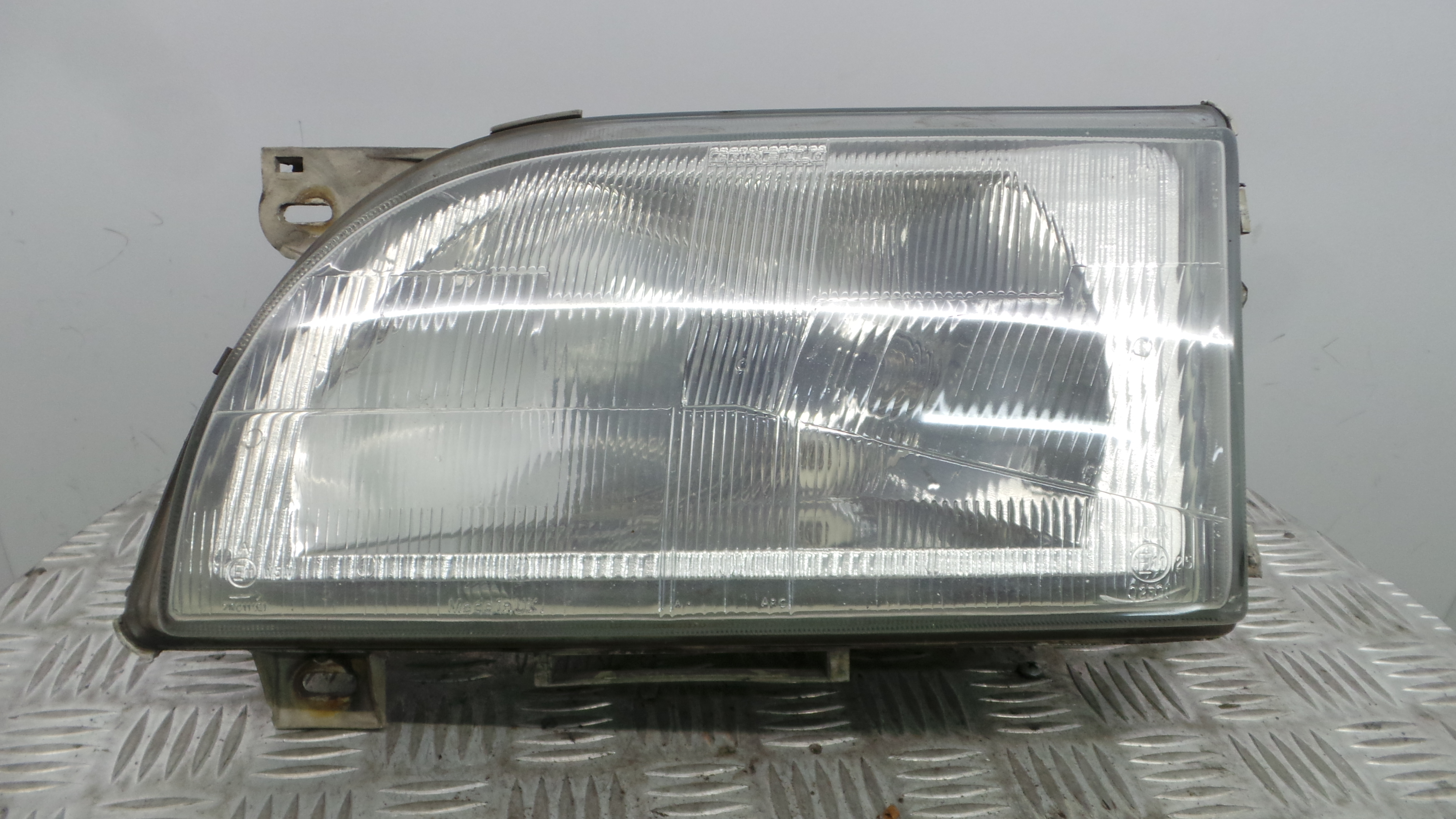 Ótica Esq 7R011101 - FORD TRANSIT Caixa (E_ _), TRANSIT Van (E_ _)-33636217 Ótica Esq 7R011101 - FORD TRANSIT Caixa (E_ _), TRANSIT Van (E_ _)-33636217
