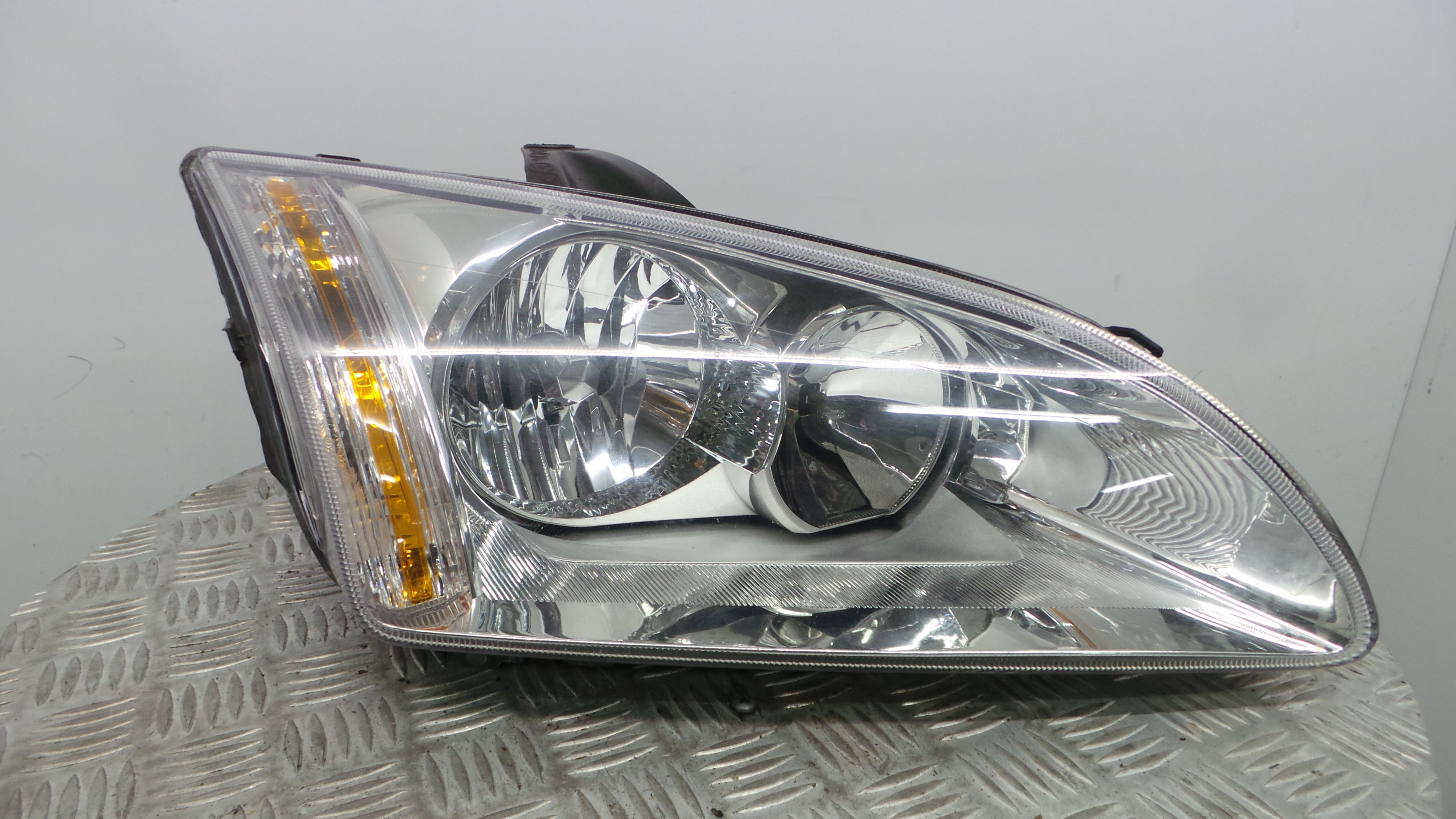 Ótica Dto VP4M5X-I3K060-AA - FORD FOCUS II (DA_, HCP, DP)-33636271 Ótica Dto VP4M5X-I3K060-AA - FORD FOCUS II (DA_, HCP, DP)-33636271