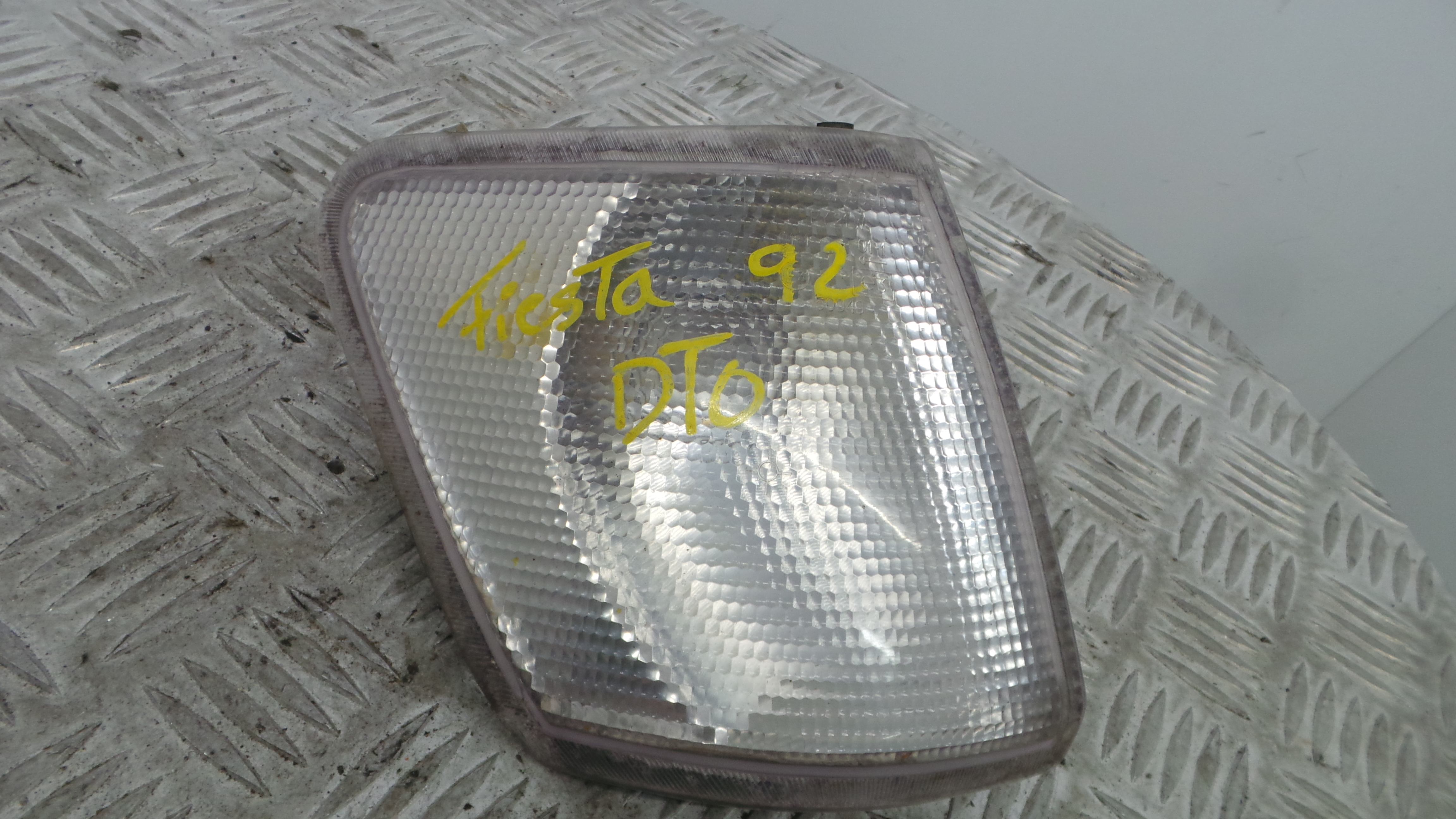 Farolim de Pisca Frente Dto 11.649.000-D - FORD FIESTA III (GFJ), FIESTA Mk III (GFJ)-33636297