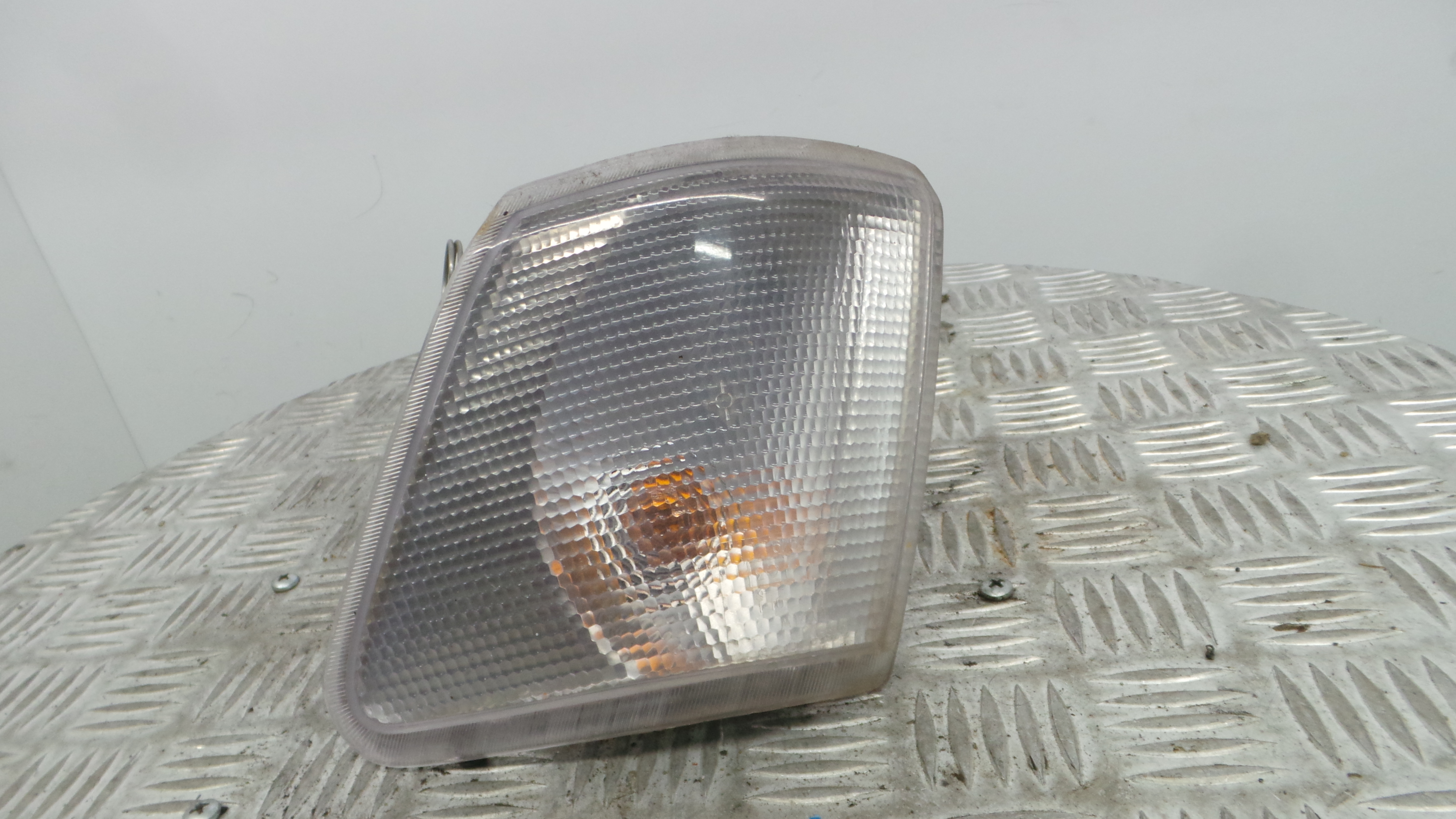 Farolim de Pisca Frente Esq 11.650.000-S - FORD FIESTA III (GFJ), FIESTA Mk III (GFJ)-33636335 Farolim de Pisca Frente Esq 11.650.000-S - FORD FIESTA III (GFJ), FIESTA Mk III (GFJ)-33636335