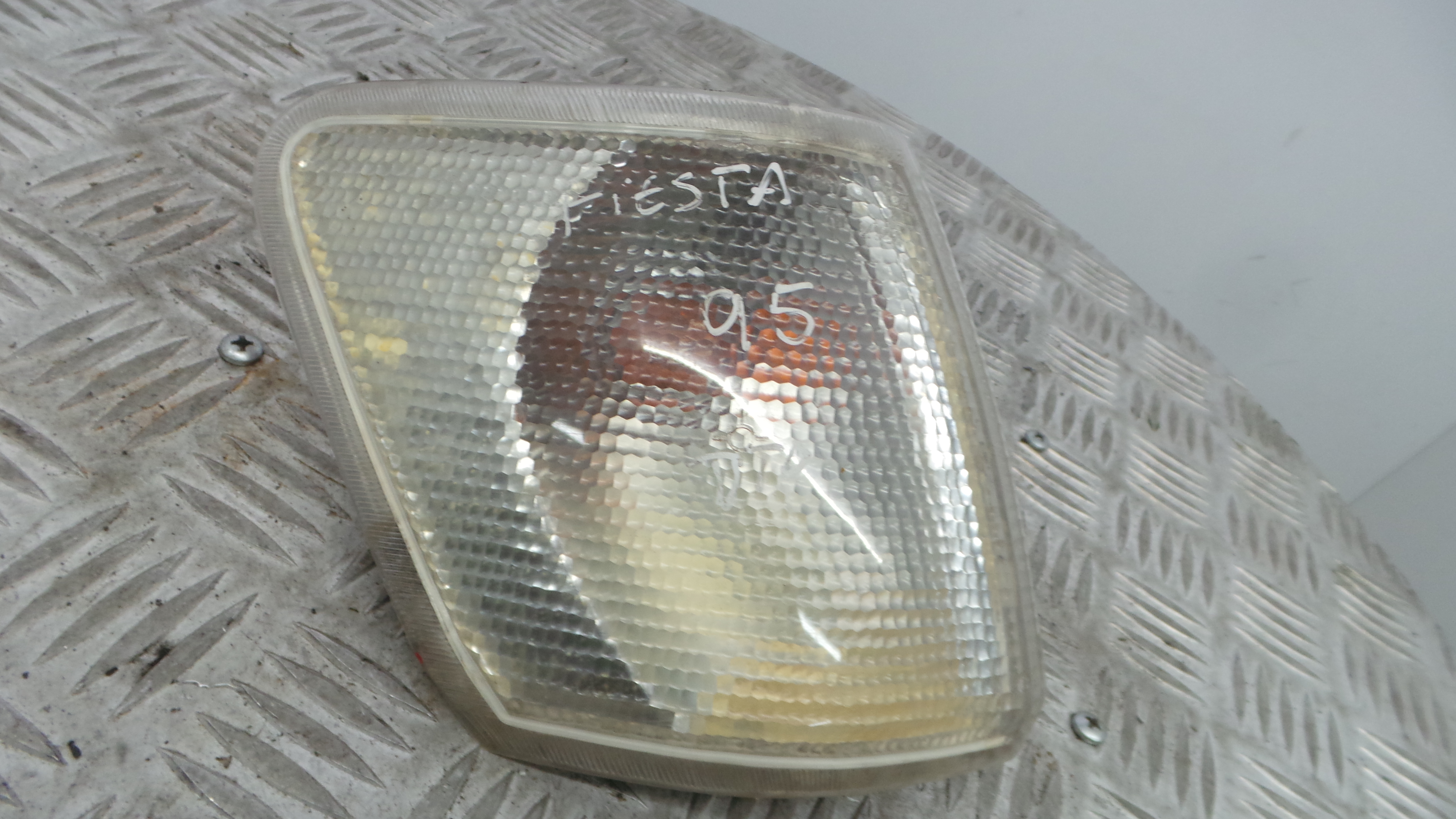 Farolim de Pisca Frente Dto  - FORD FIESTA IV (JA_, JB_), FIESTA Mk IV (JA_, JB_)-33636350