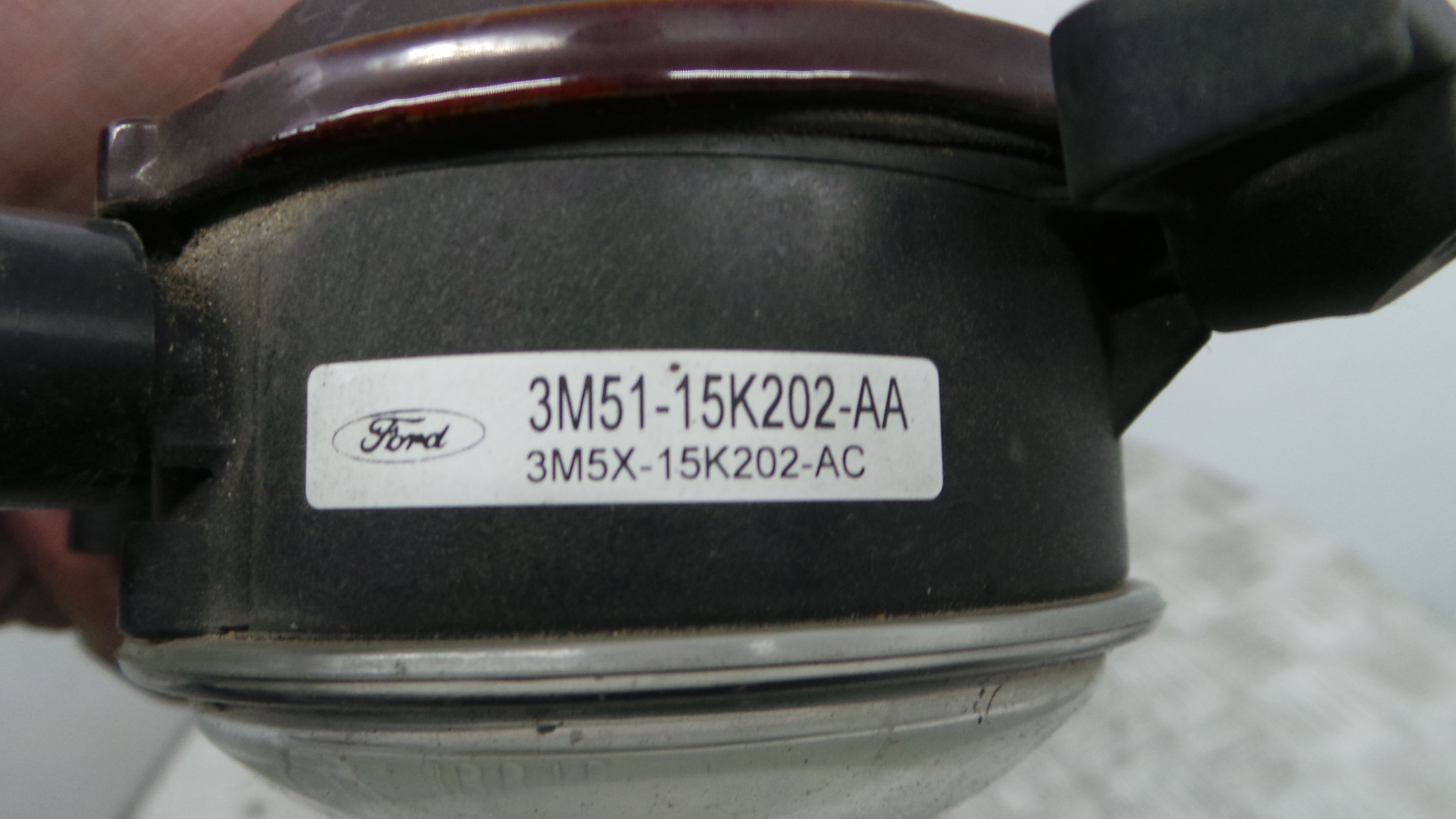 Farol Nevoeiro Esquerdo 3M51-15K202-AA - FORD FOCUS II (DA_, HCP, DP)-33636367