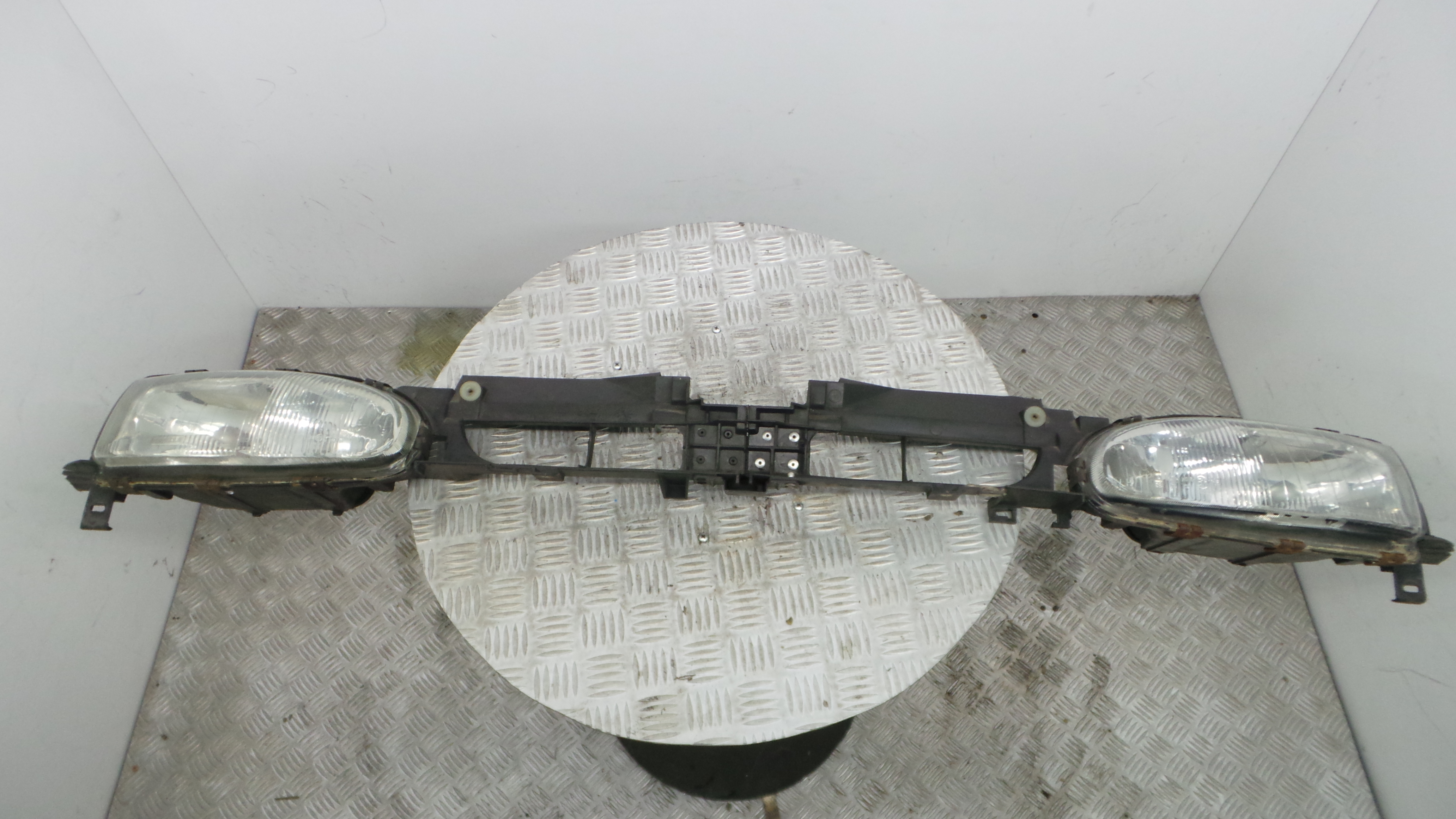 Ótica Dto 93BG-13N010-AE - FORD MONDEO I (GBP), MONDEO (GBP)-33636371 Ótica Dto 93BG-13N010-AE - FORD MONDEO I (GBP), MONDEO (GBP)-33636371