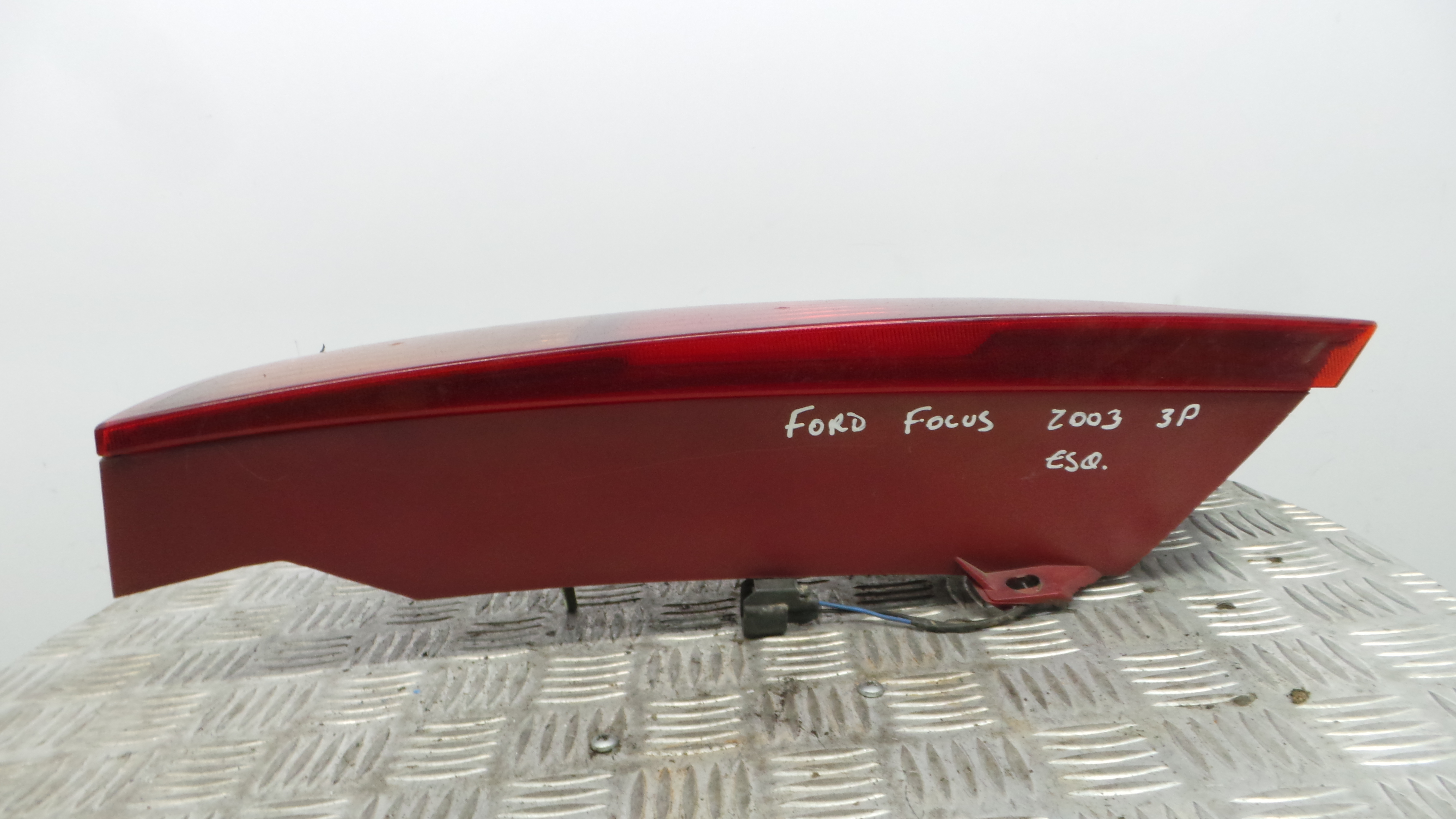 Farolim Stop Esq 1M51-13405-CW - FORD FOCUS I (DAW, DBW)-33636424